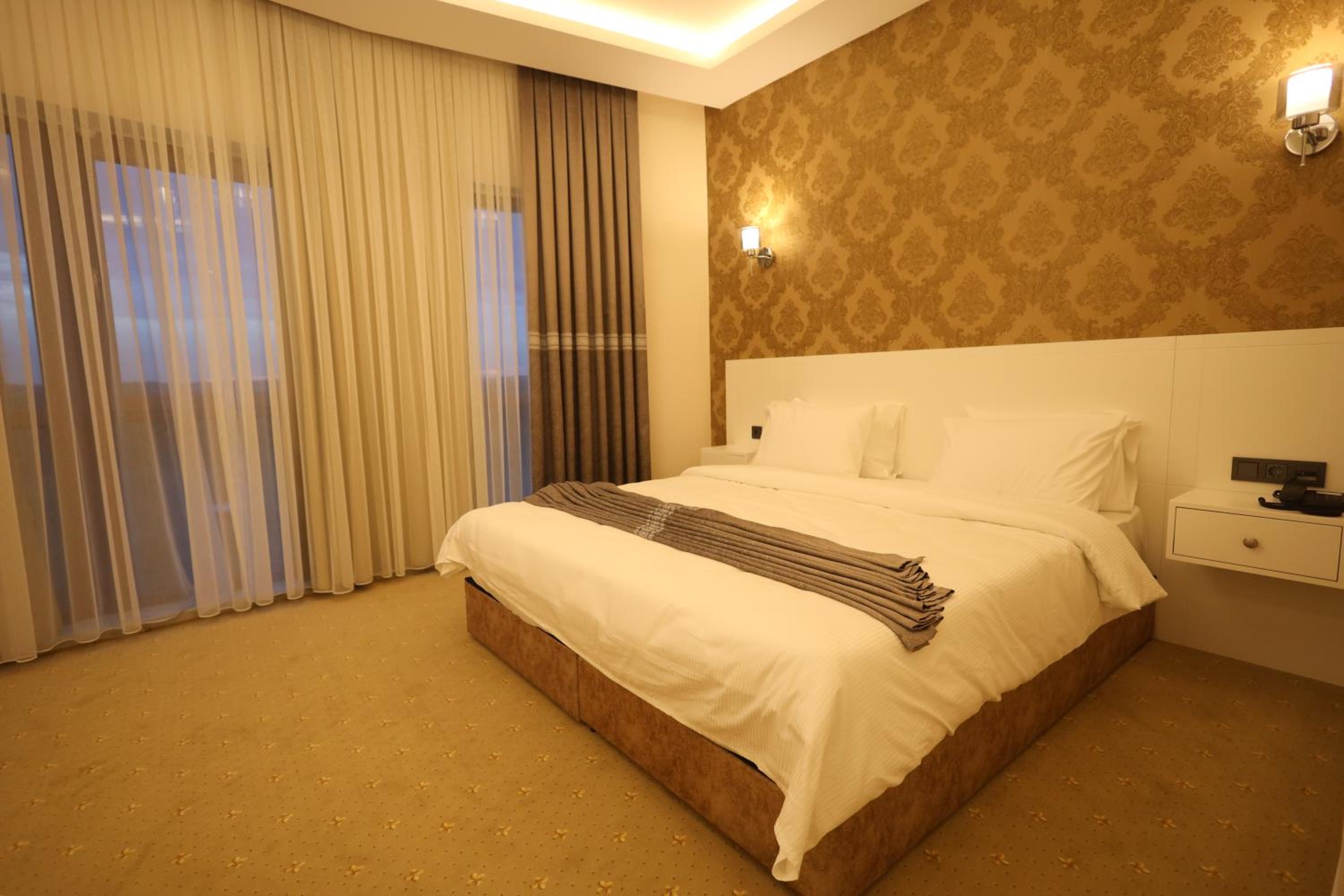 Large Double Room