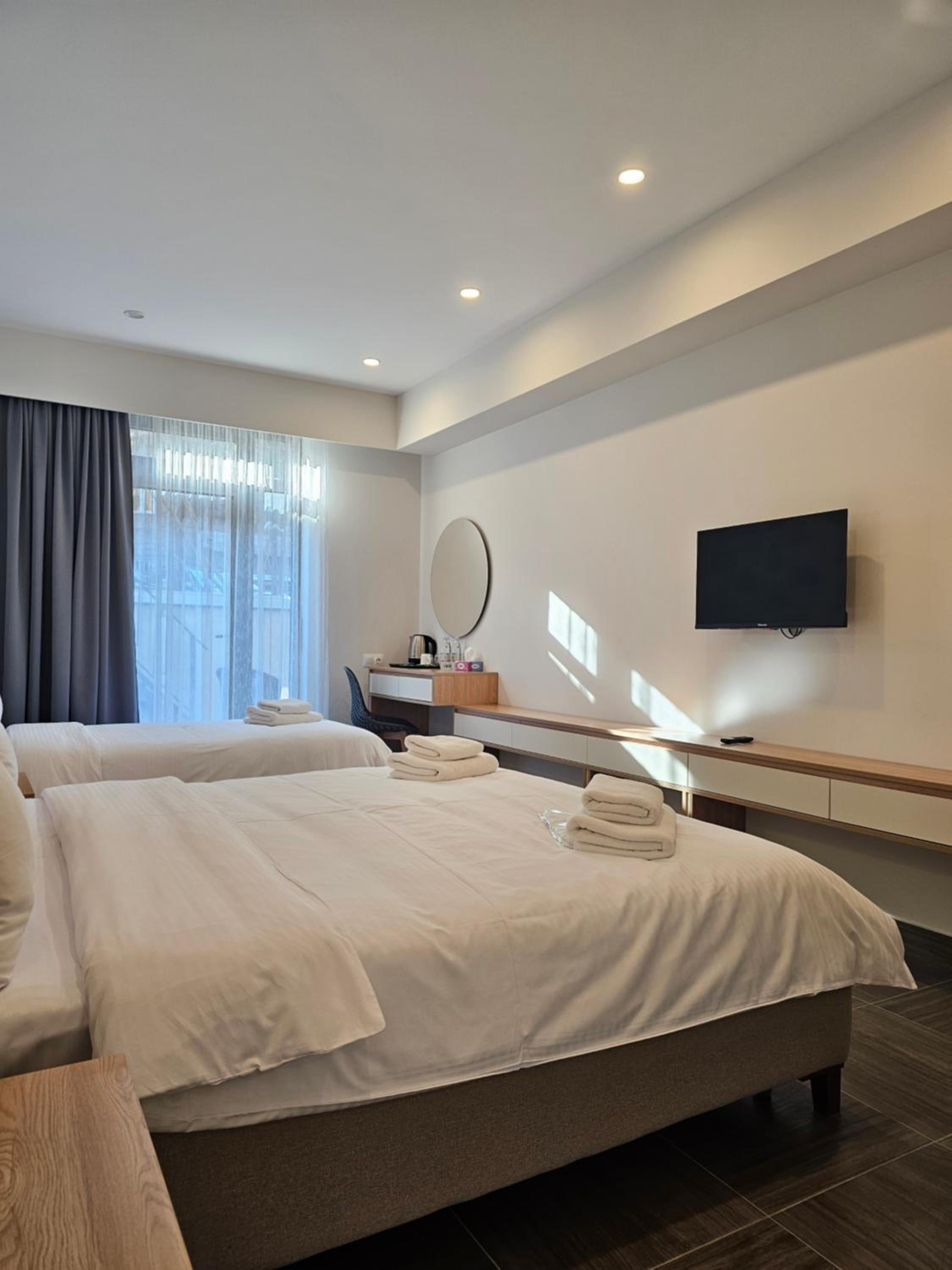 Triple Room with Terrace photo 2