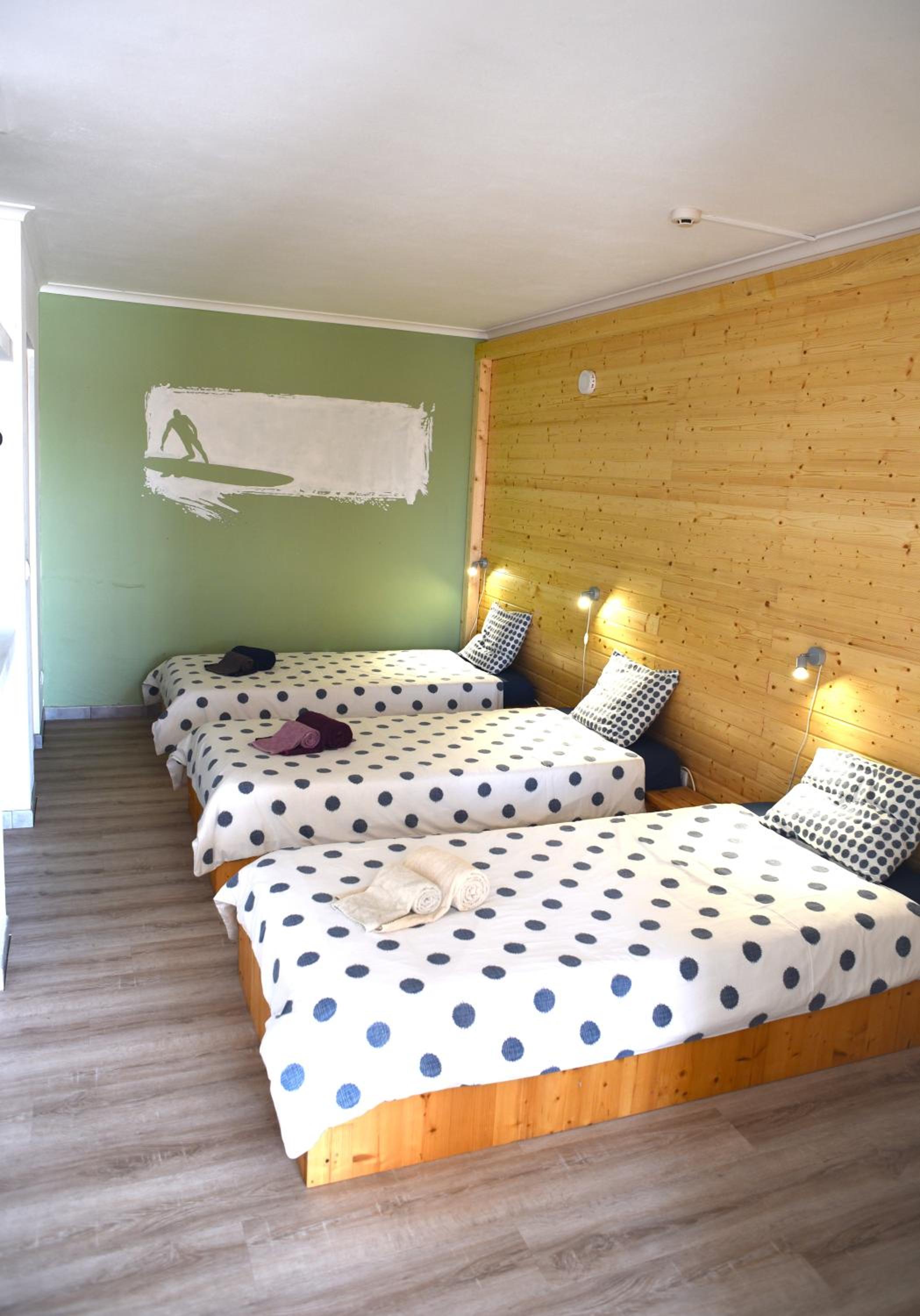 Bed In 4-Bed Male Dormitory Room photo 2