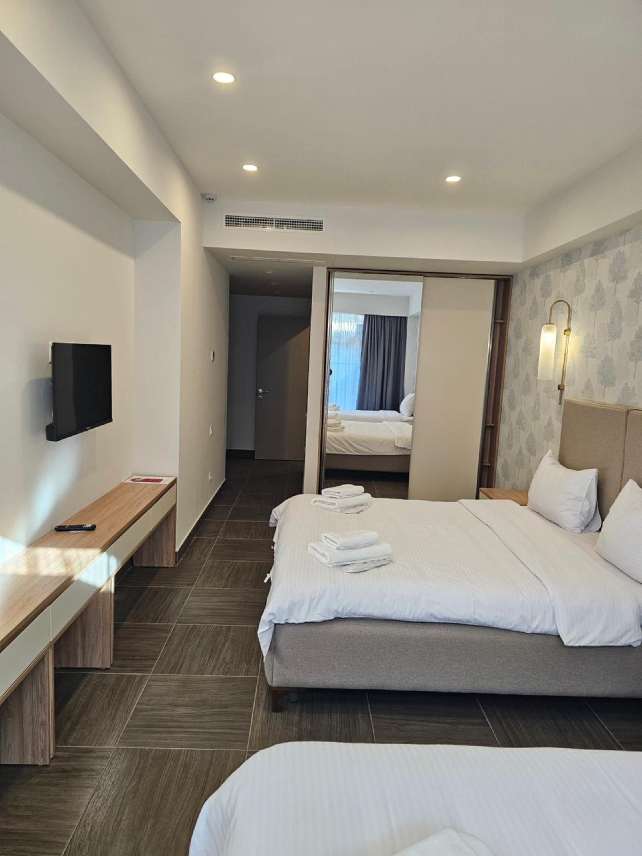 Triple Room with Terrace photo 1