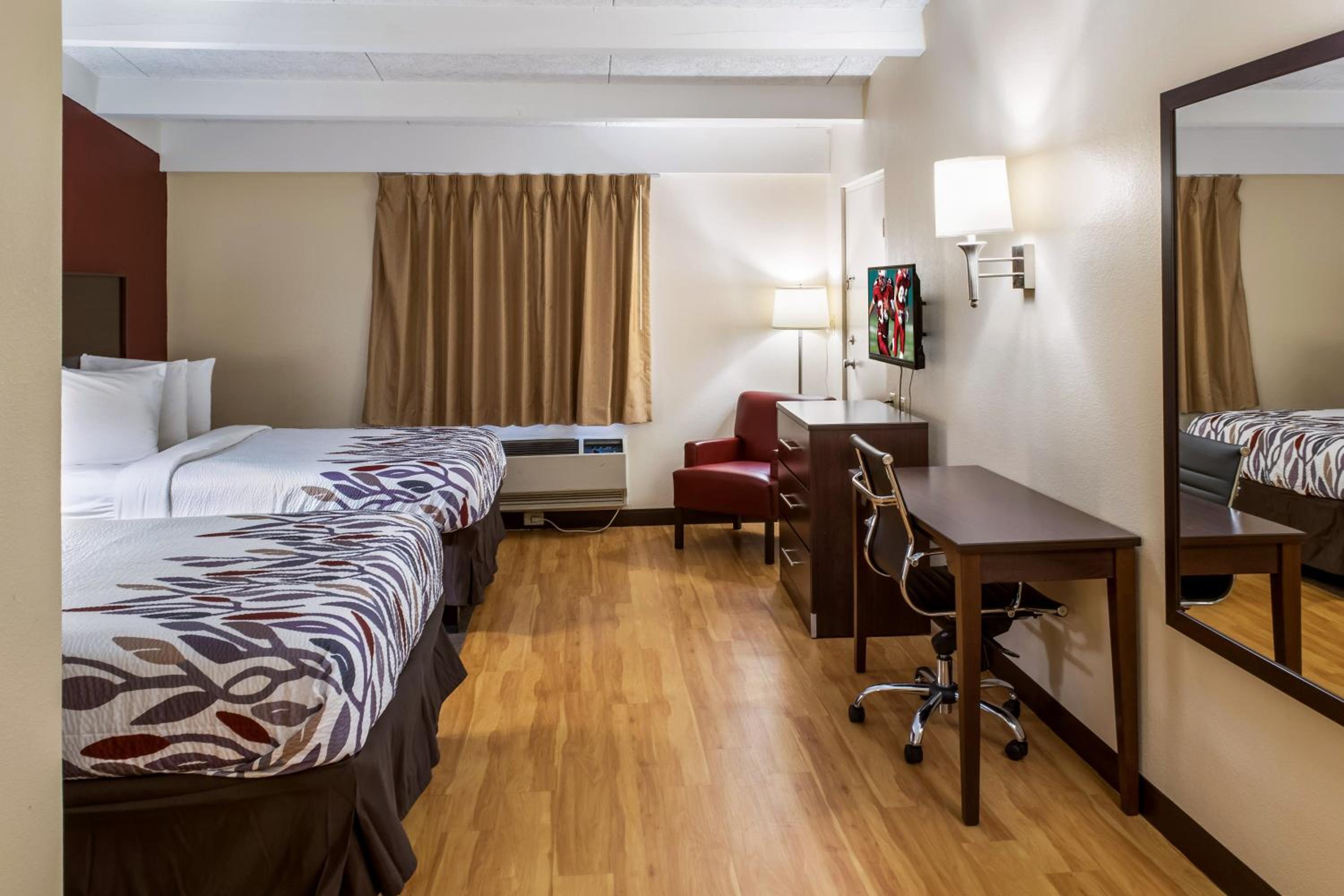 Red Roof Inn Richmond, IN, Photo 2