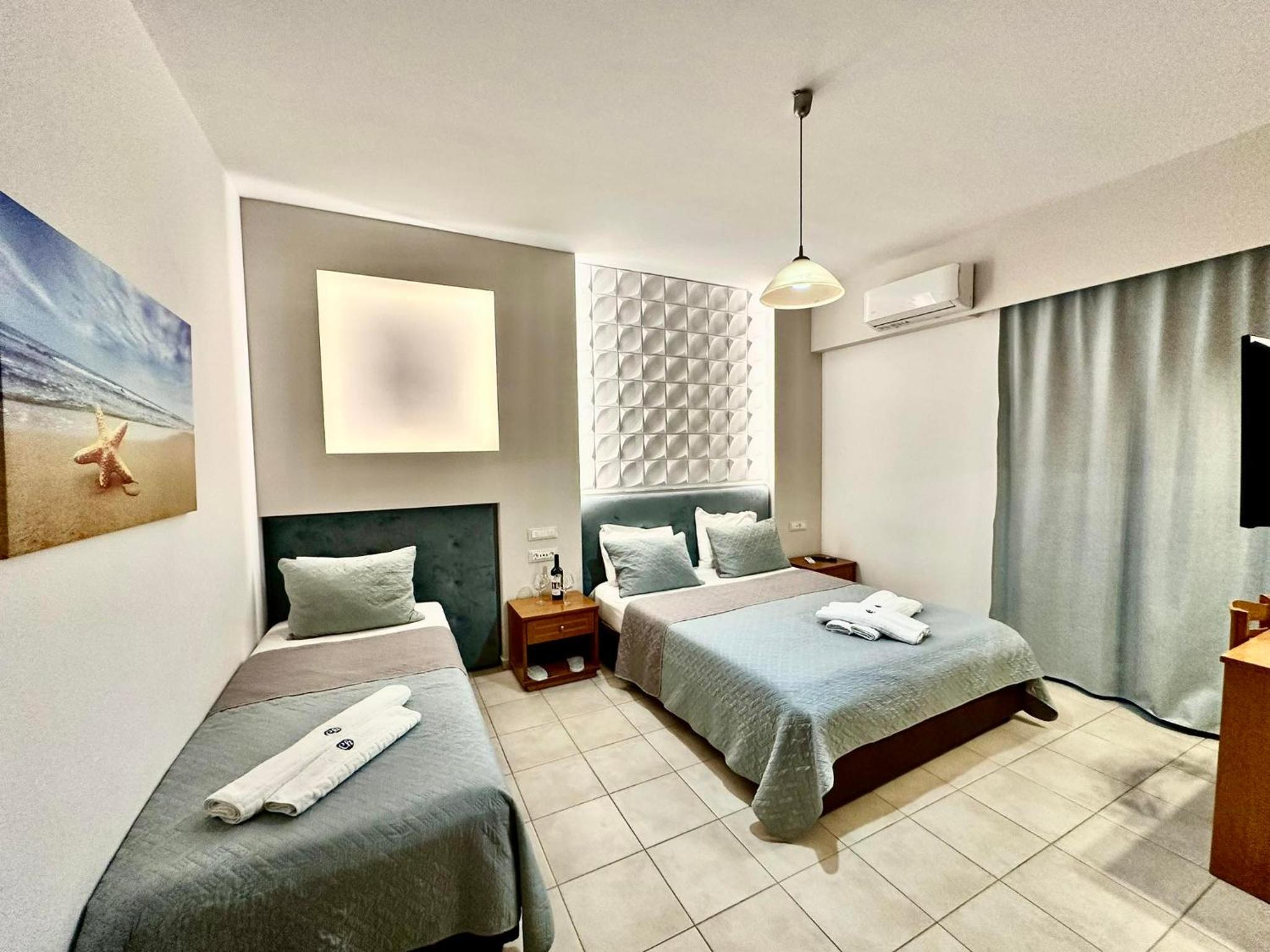 Deluxe Triple Room - Photo 3