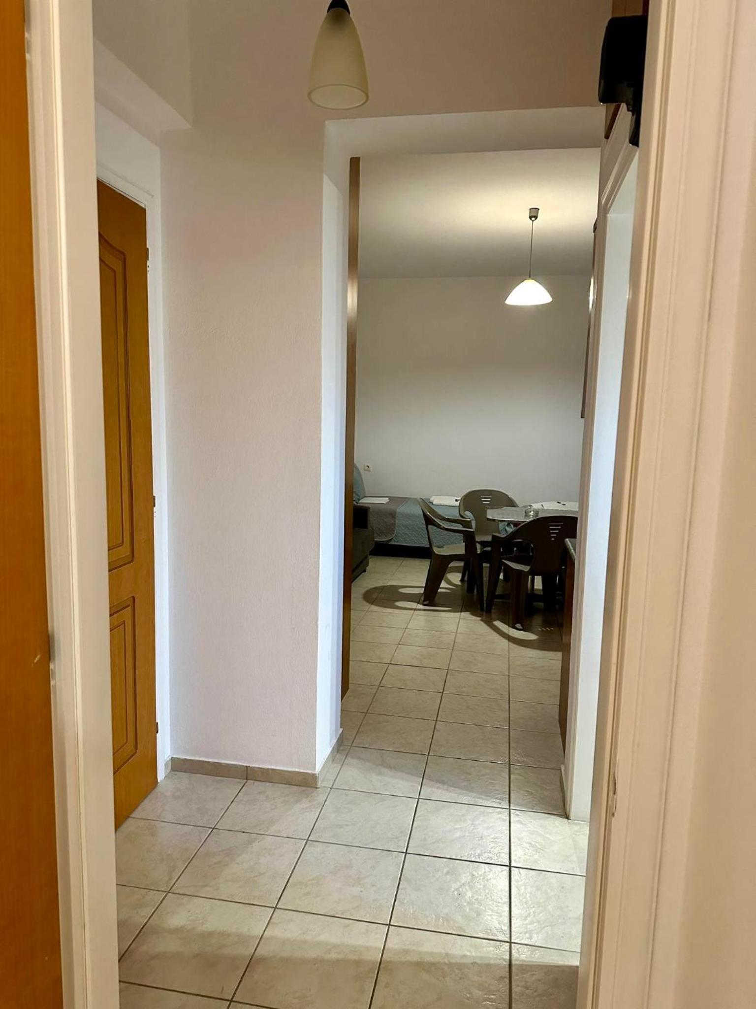 Family Room - Photo 29