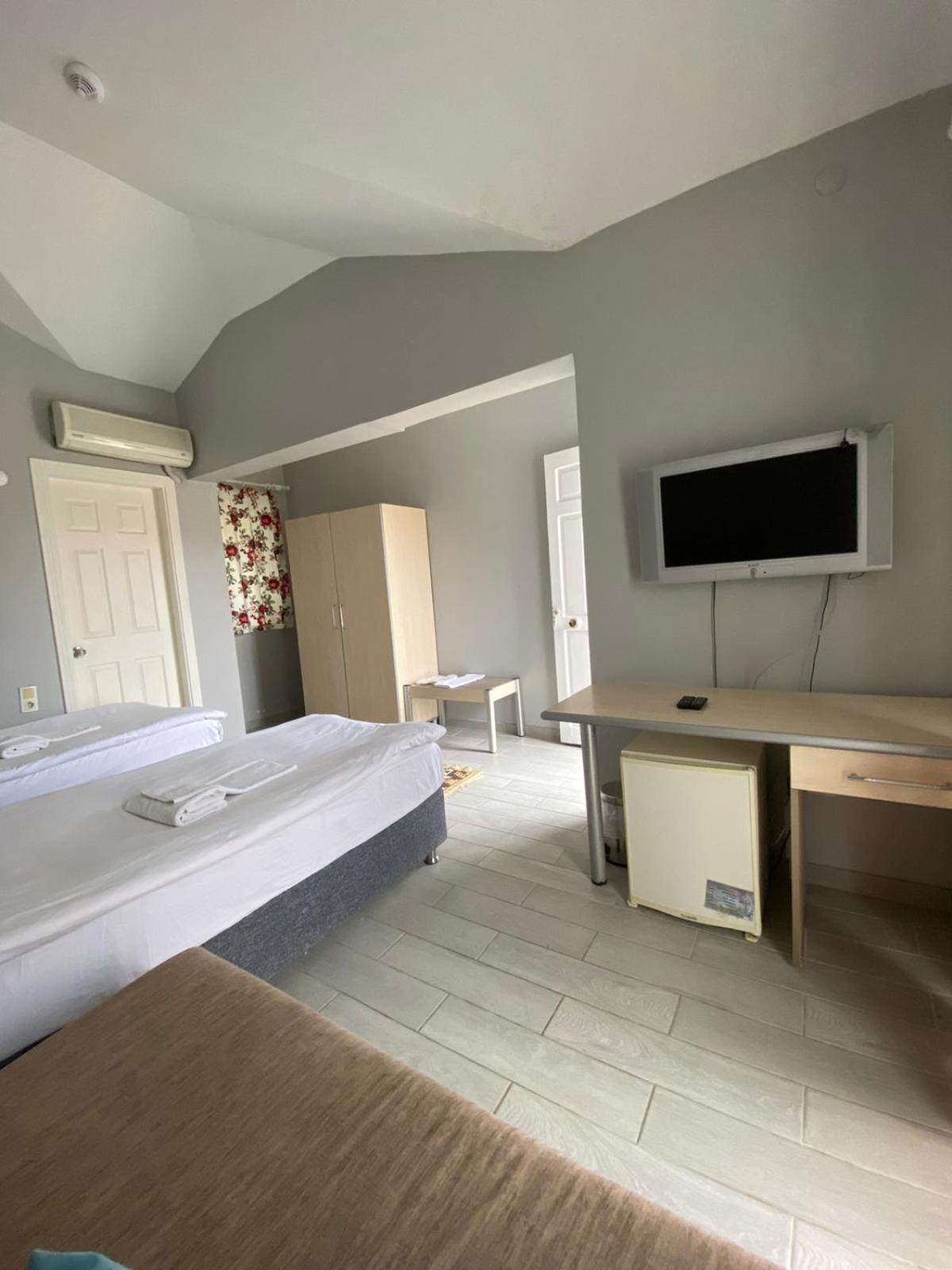 Standard Twin Room photo 1