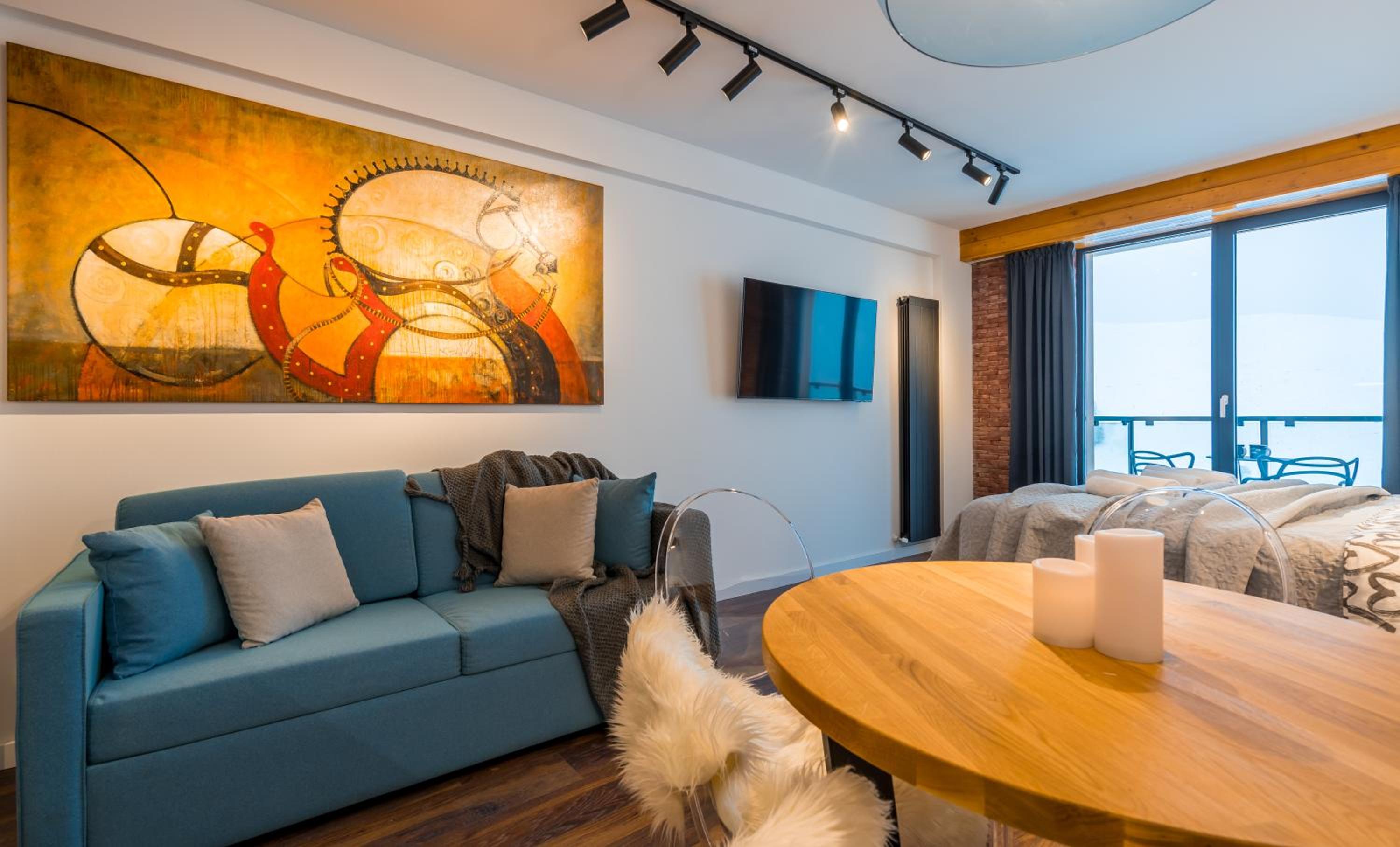 Studio Apartment