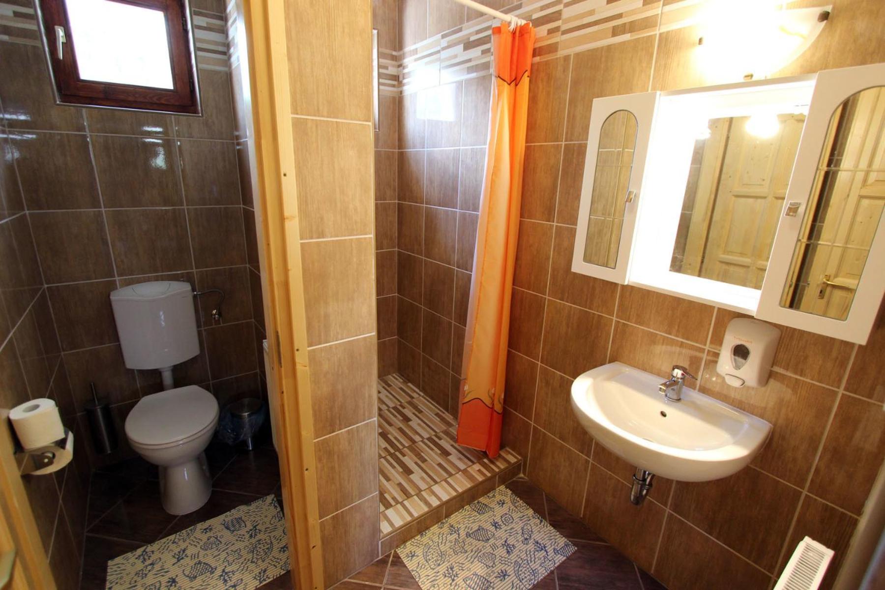 Deluxe Double or Twin Room with Mountain View - Photo 4