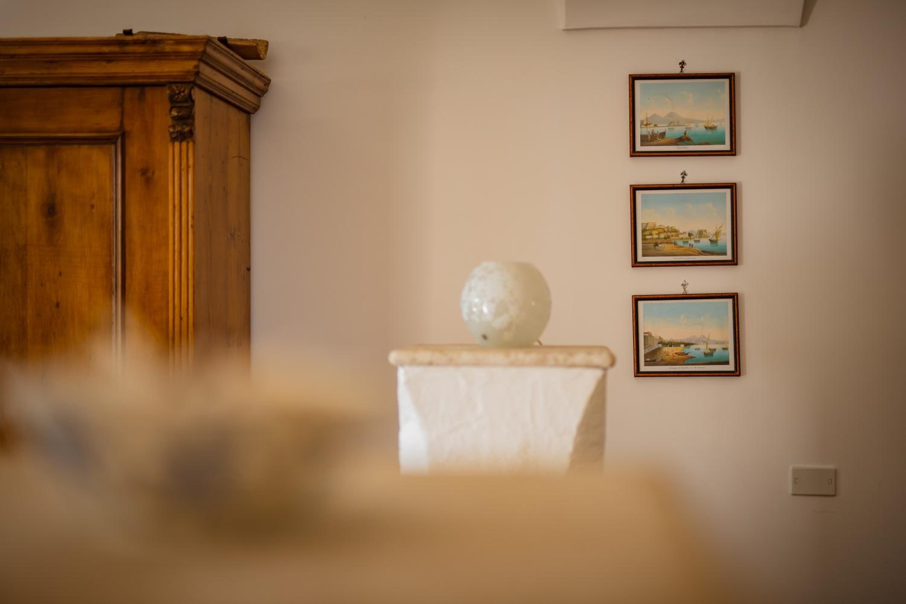  Junior Suite with Spa Bath - Photo 6