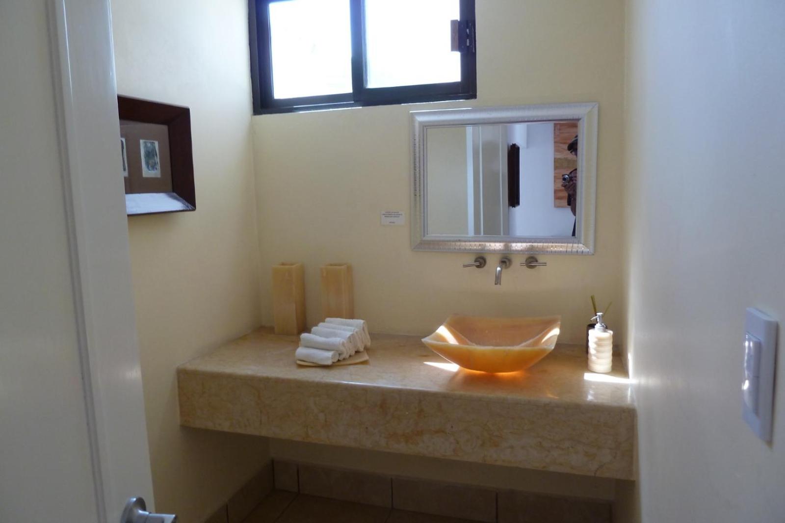 One-Bedroom House photo 3
