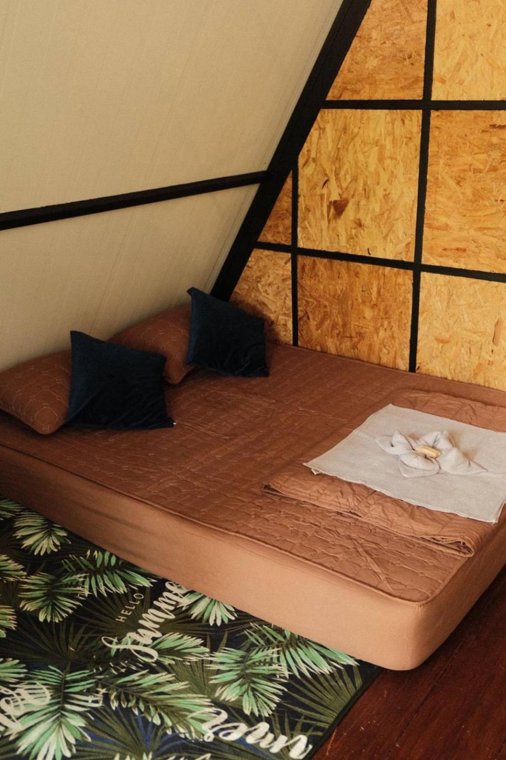 Double Room with Balcony (2 Adults + 1 Child) - Photo 5