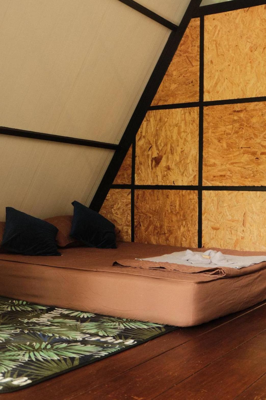 Double Room with Balcony (2 Adults + 1 Child) - Photo 6