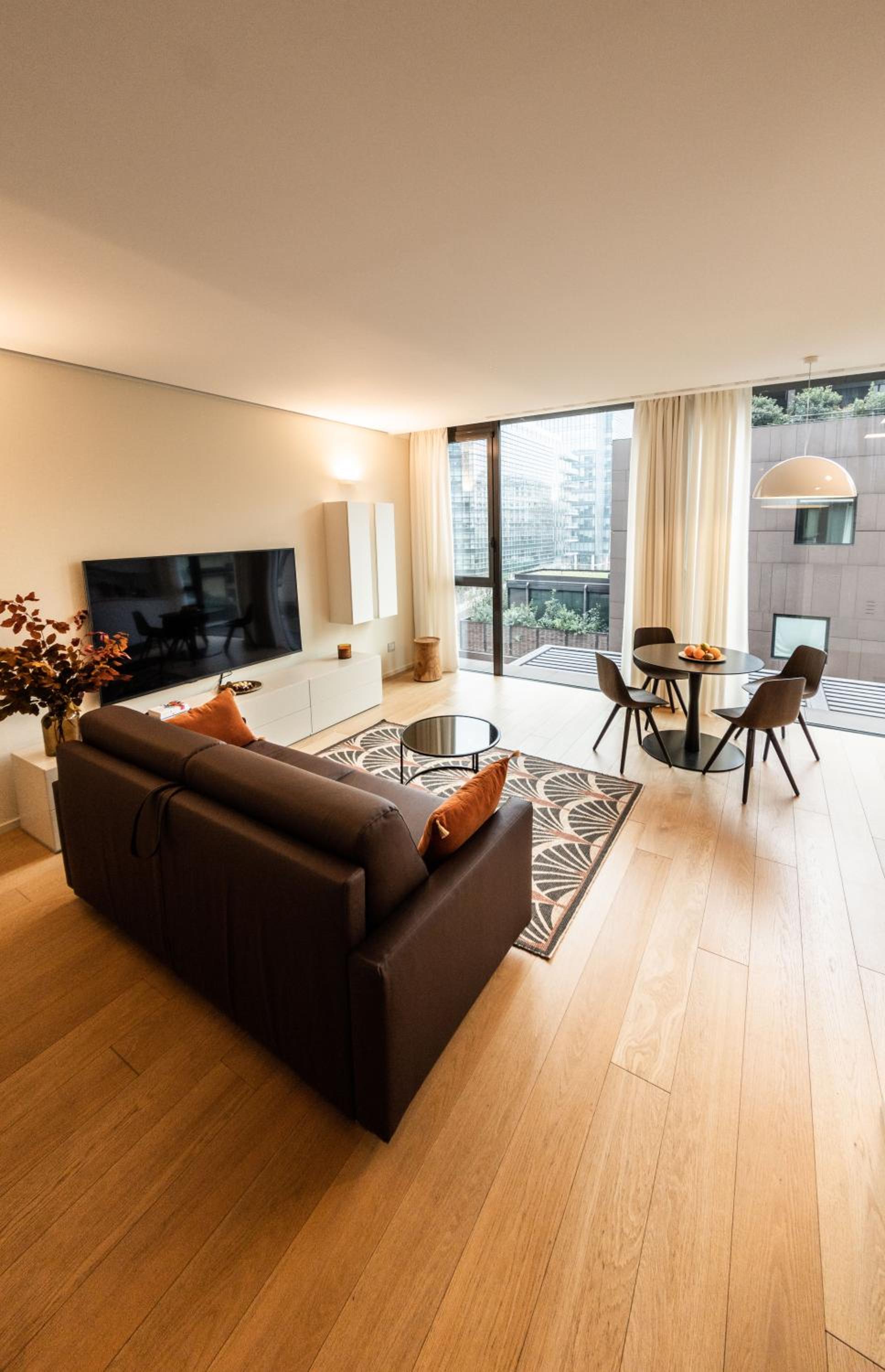 One-Bedroom Apartment