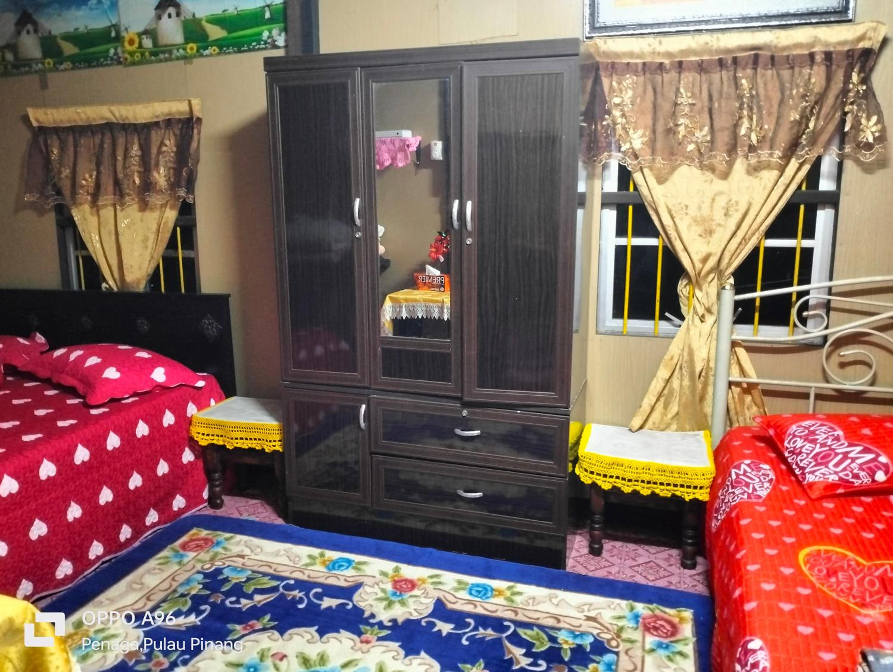Family Room photo 2