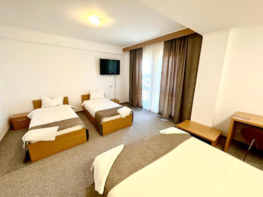 Superior Quadruple Room photo 2