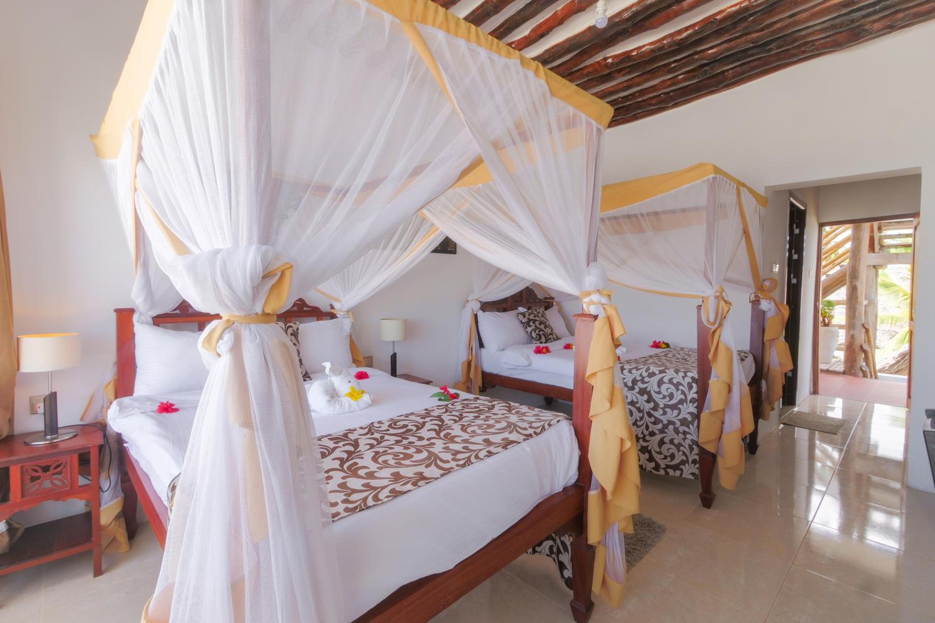 Deluxe Twin Room with Sea View