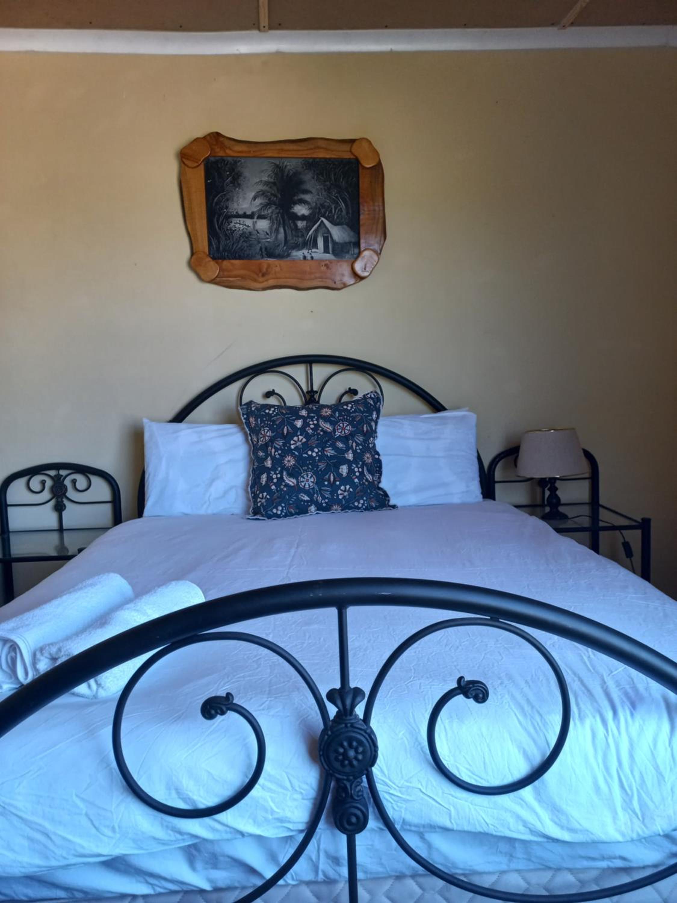 Deluxe Double Room With Side Sea View photo 2
