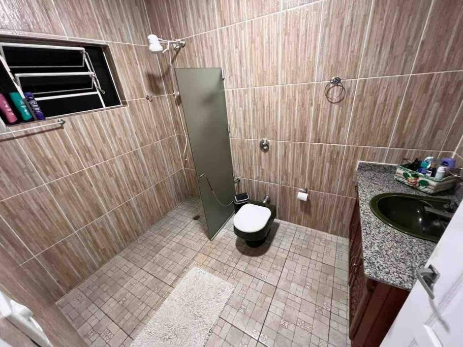 Four-Bedroom House photo 3