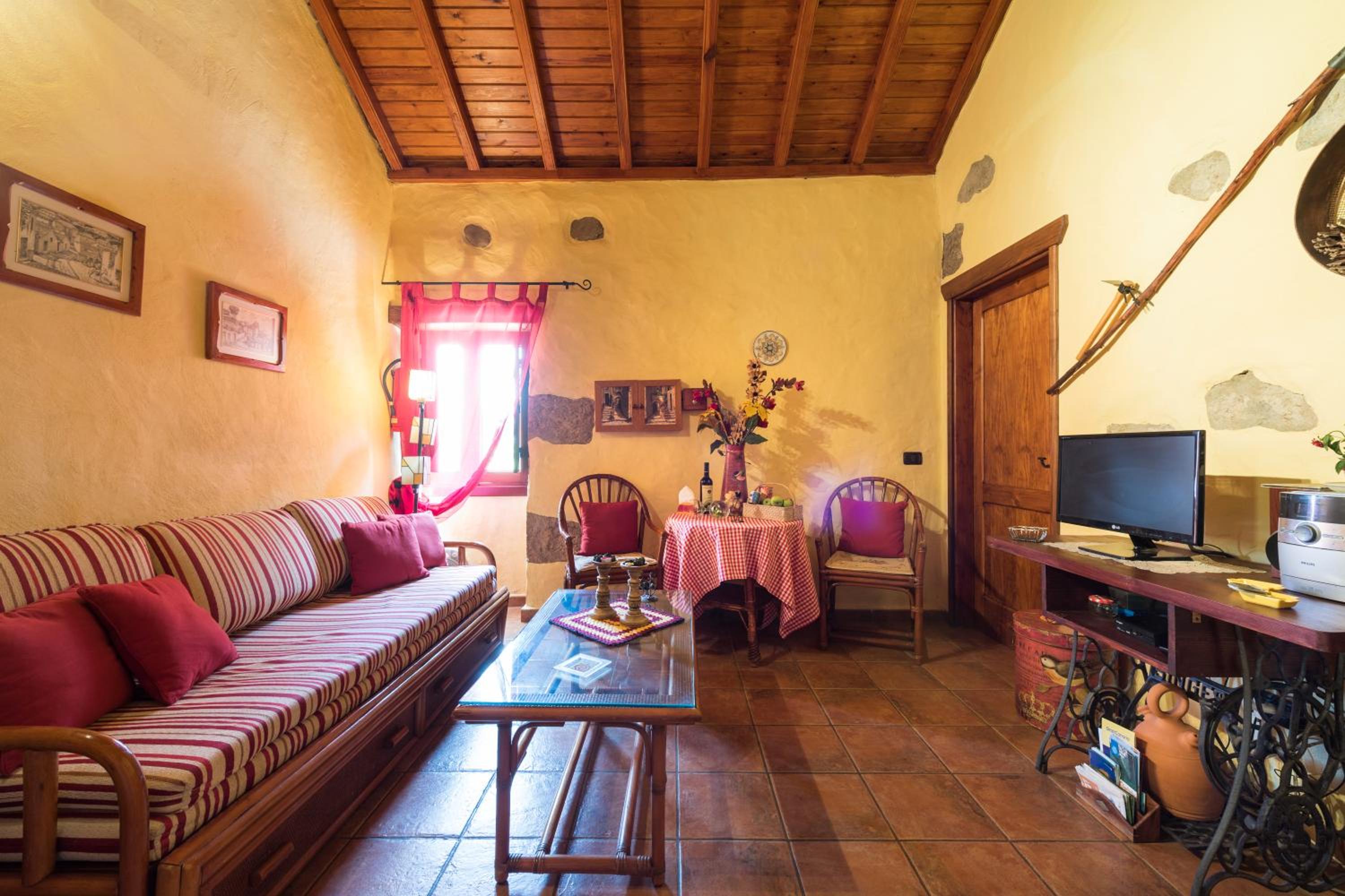 One-Bedroom House photo 3