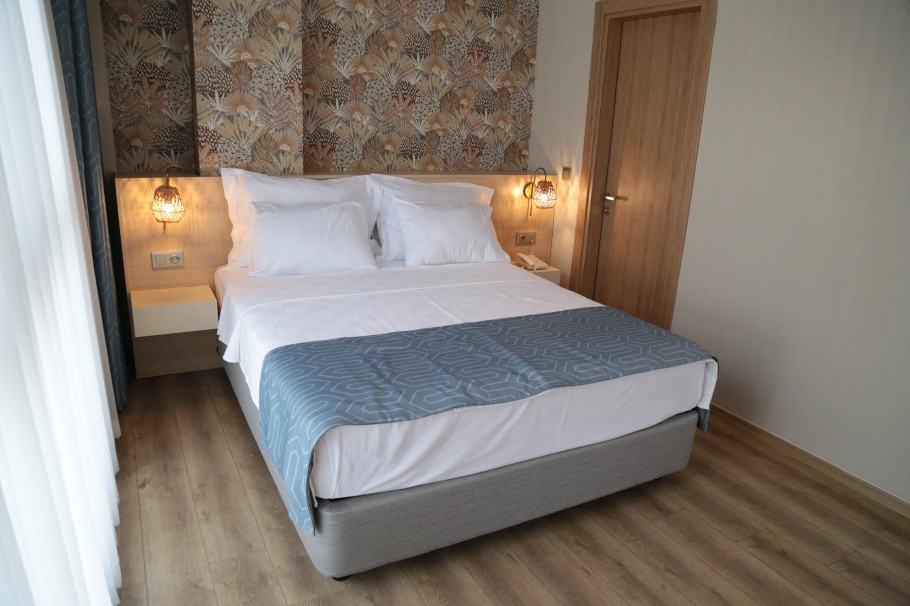 Double Room with Garden View photo 2