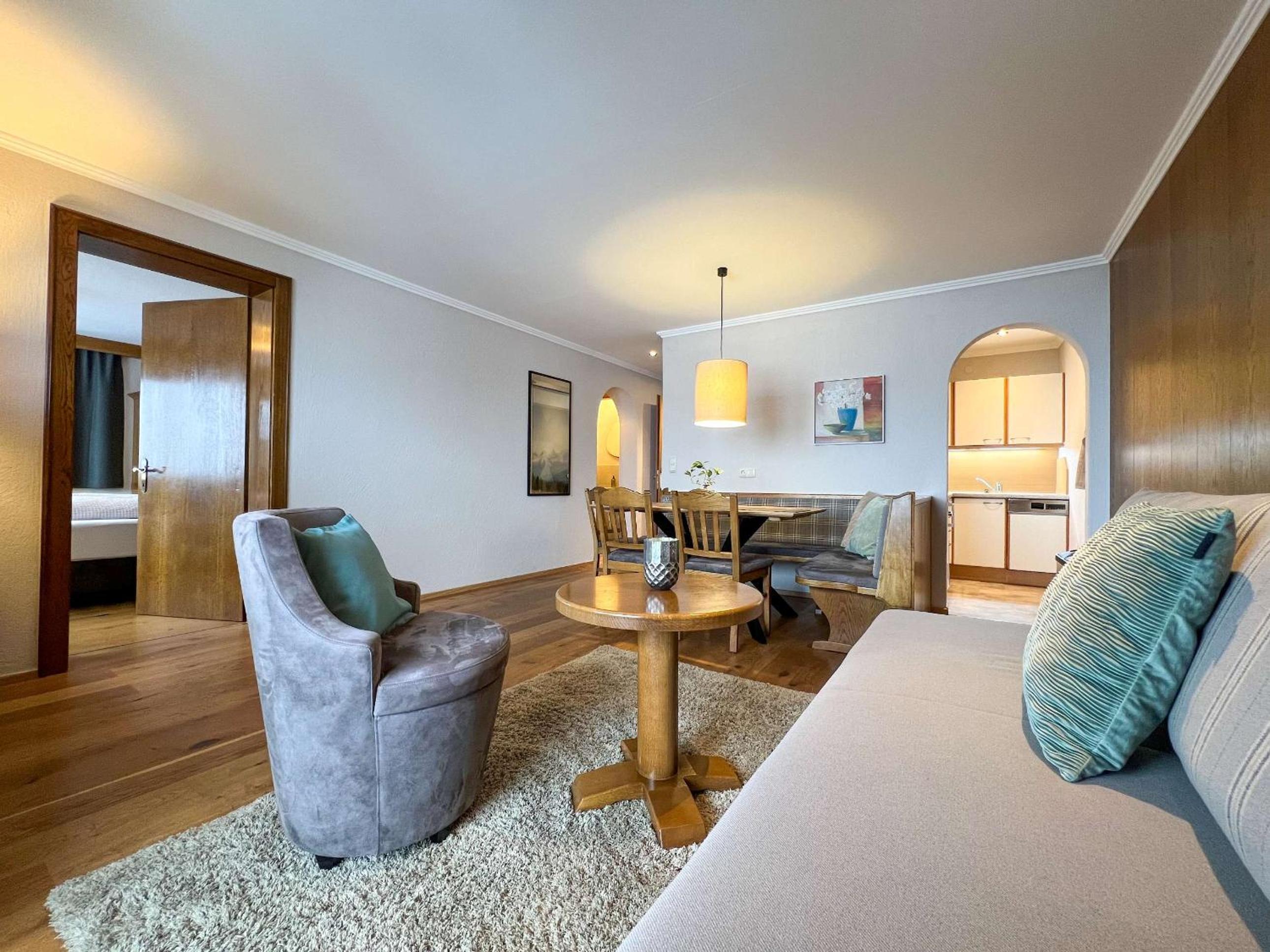 Two-Bedroom Apartment (3-7 Adults) photo 1
