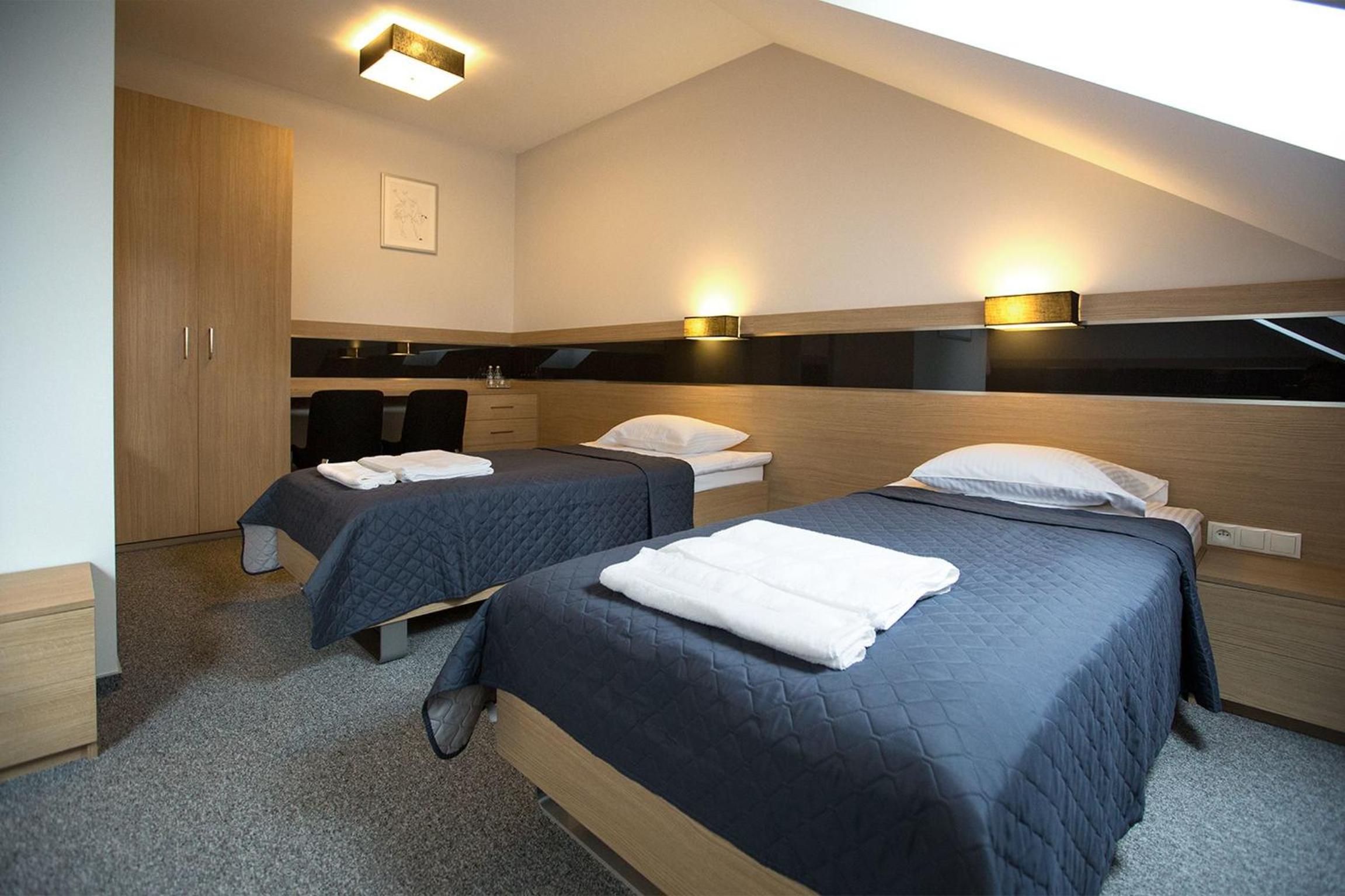 Double Room with Extra Bed - Photo 3