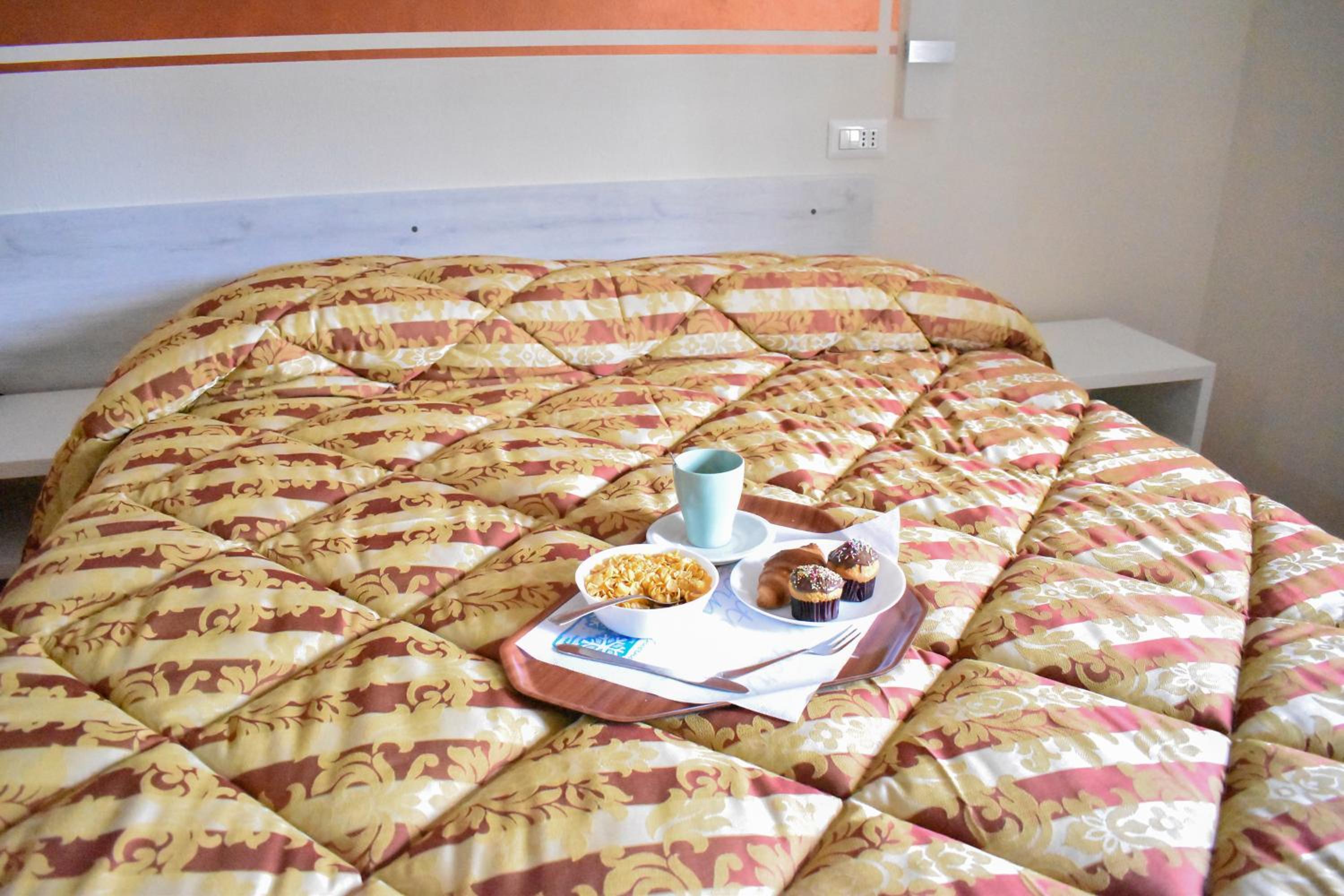 Double Room - Photo 25