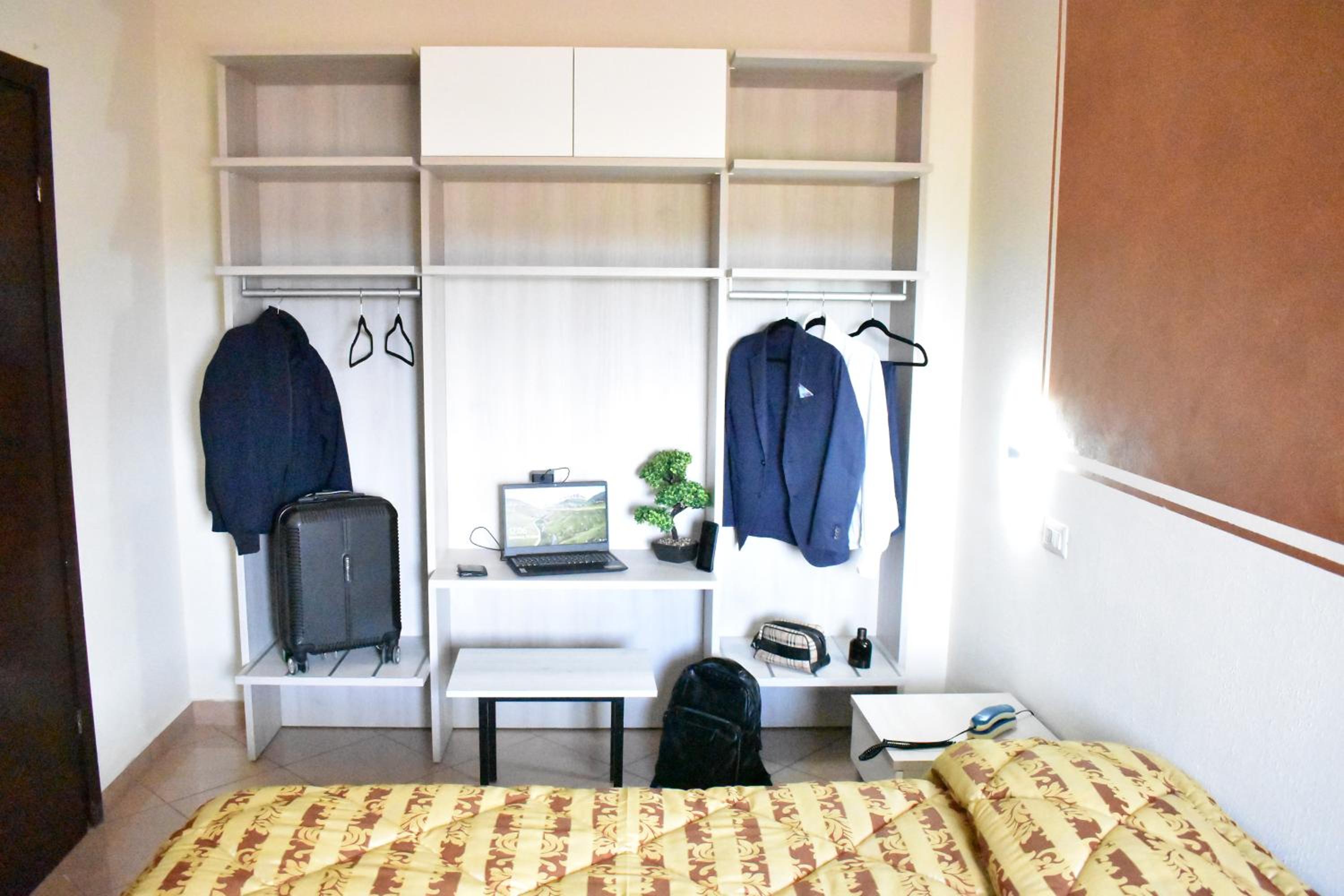 Double Room - Photo 4