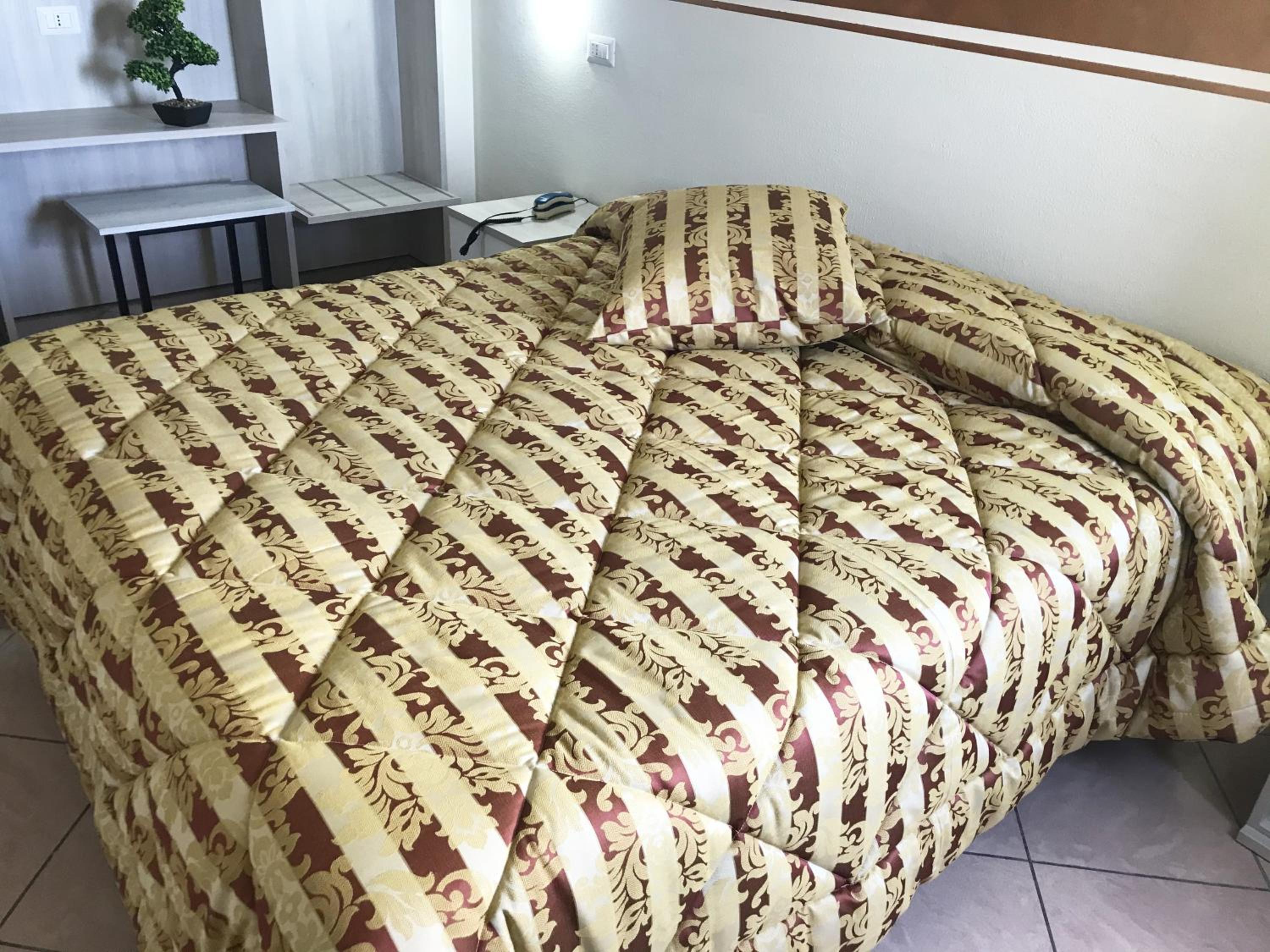 Double Room - Photo 26