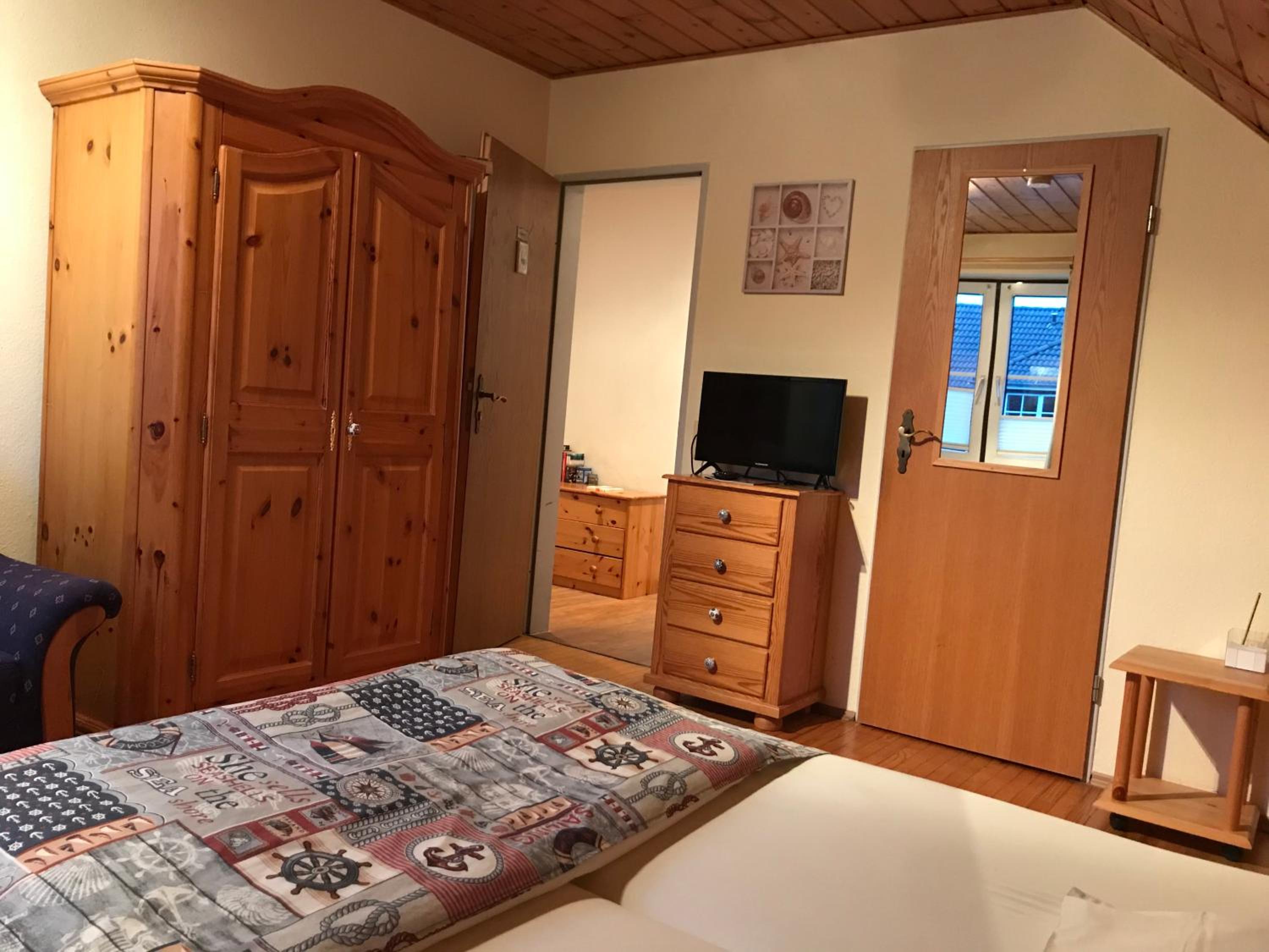Budget Double Room photo 1