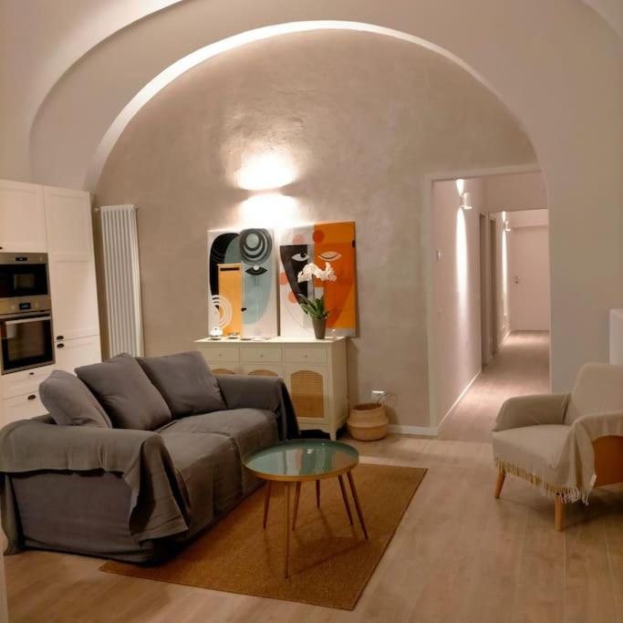 Three-Bedroom Apartment photo 1