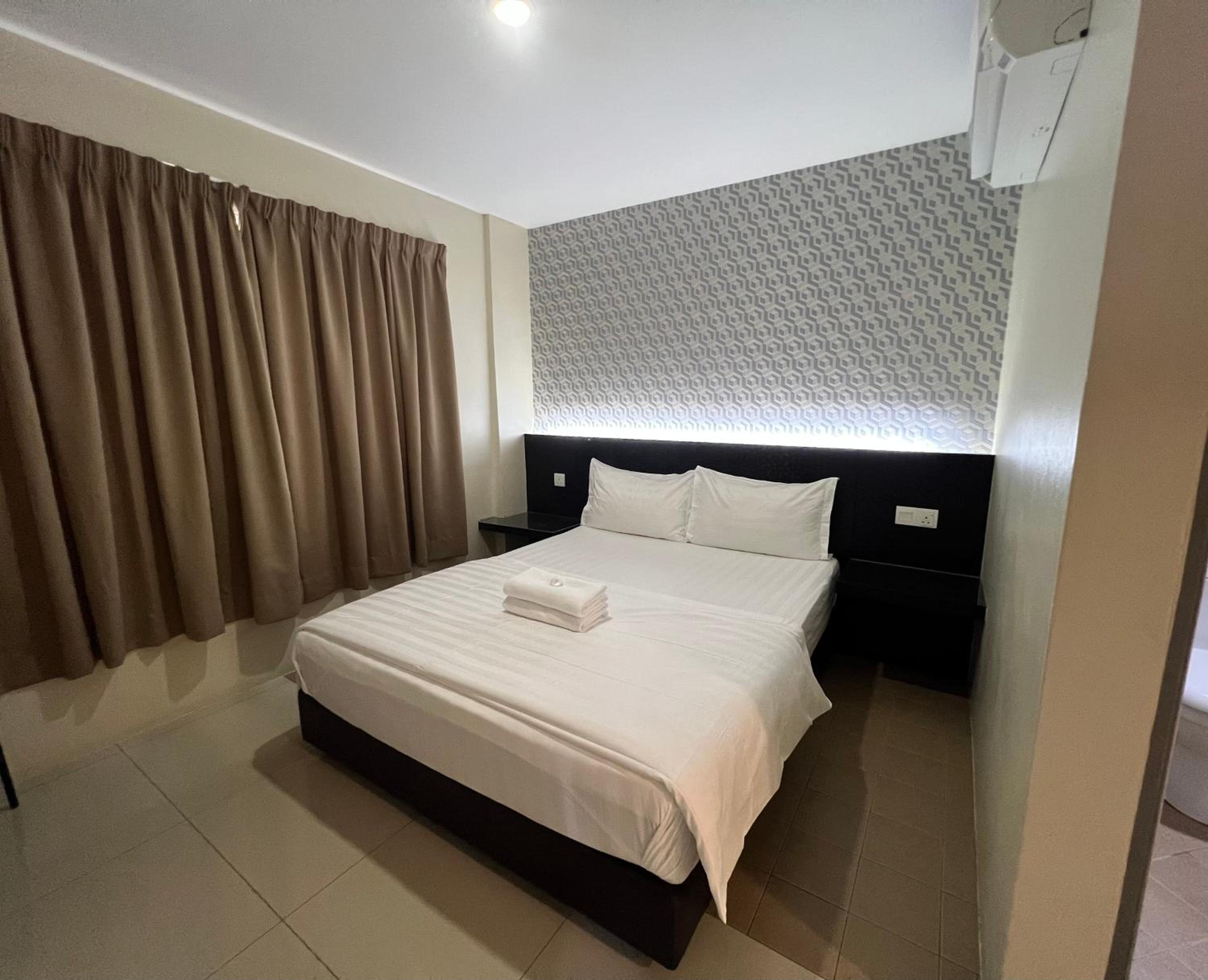Double Room with Private Bathroom photo 3