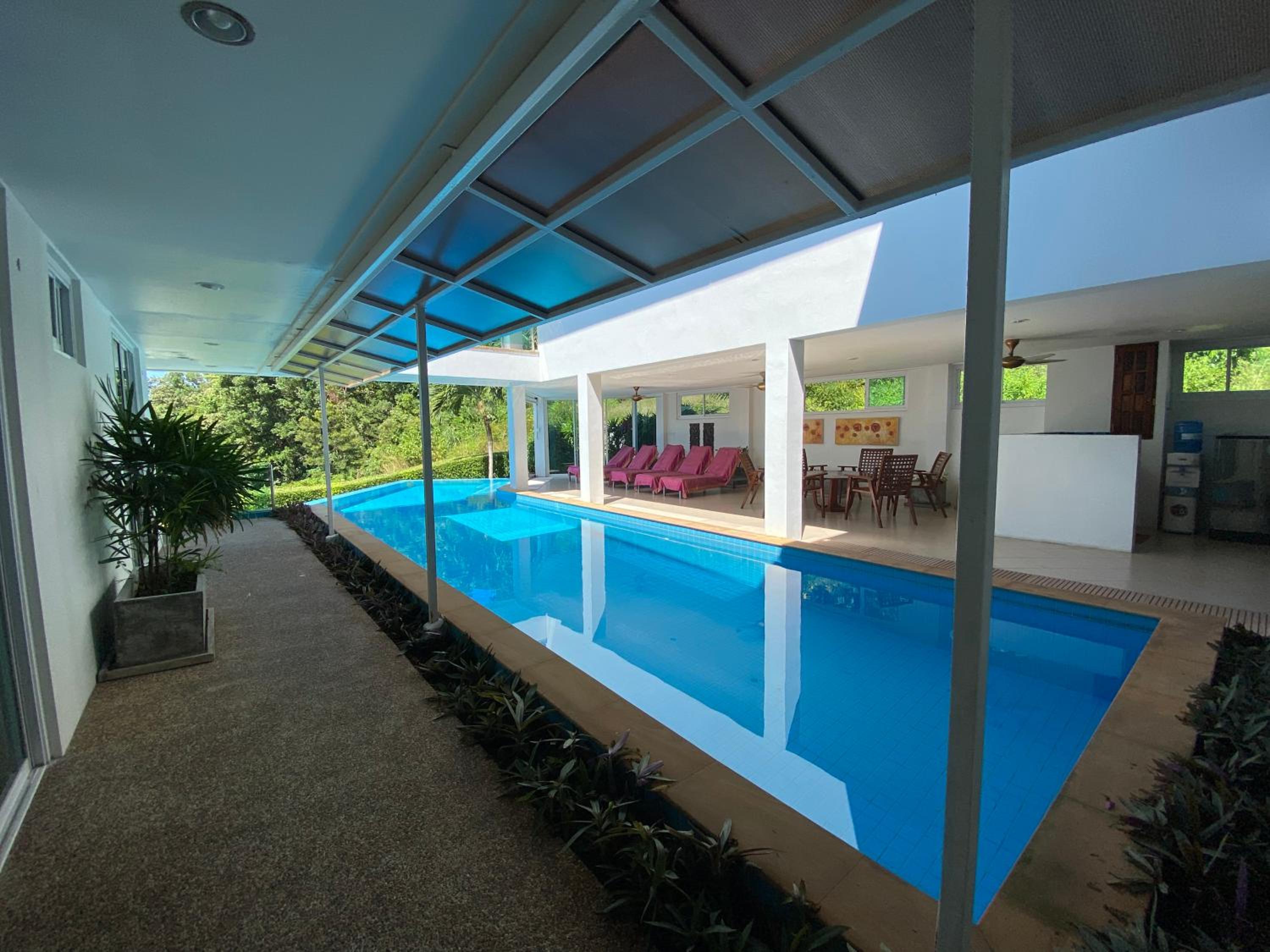 Villa with Sea View - Photo 17