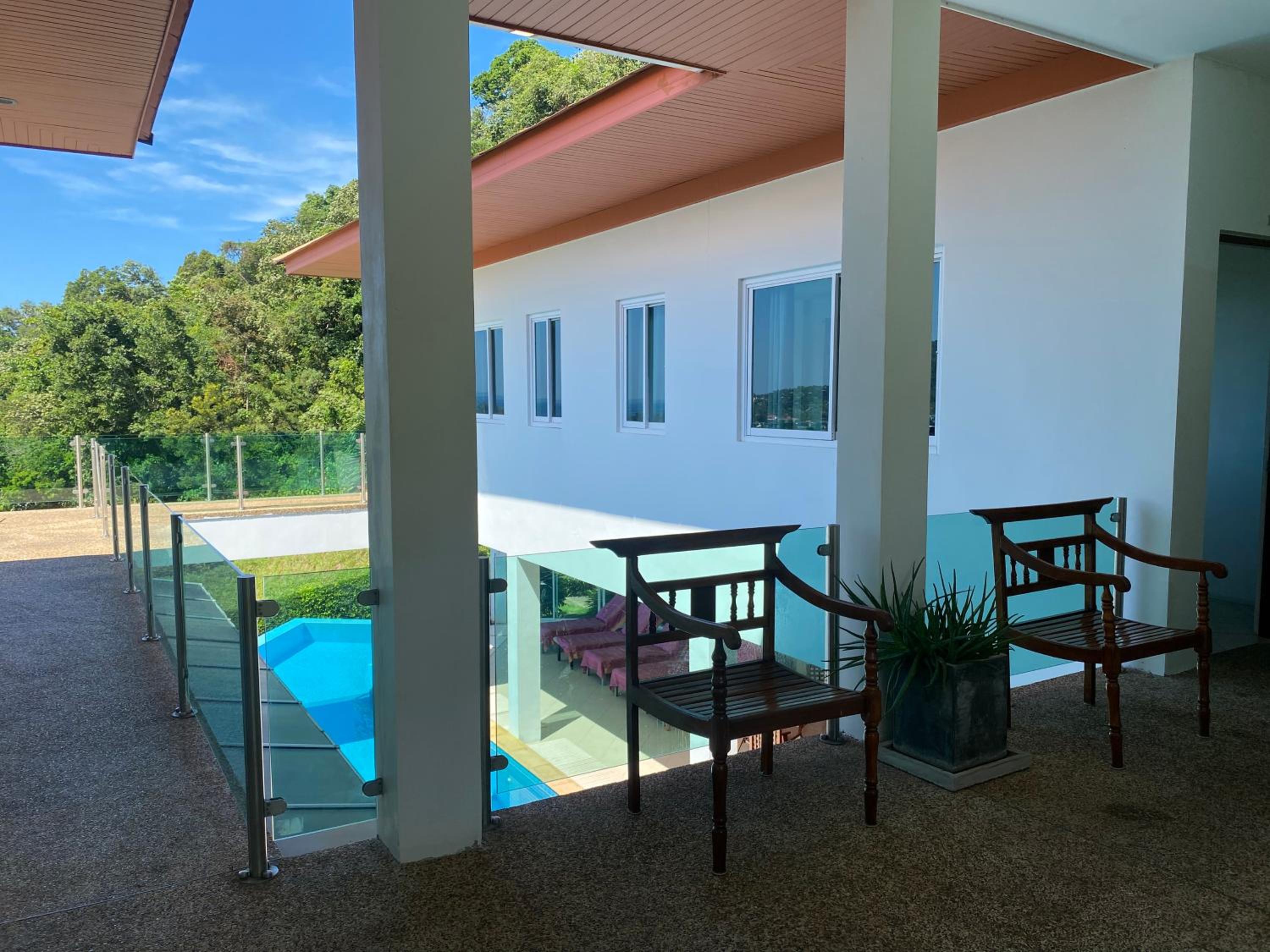 Villa with Sea View - Photo 22