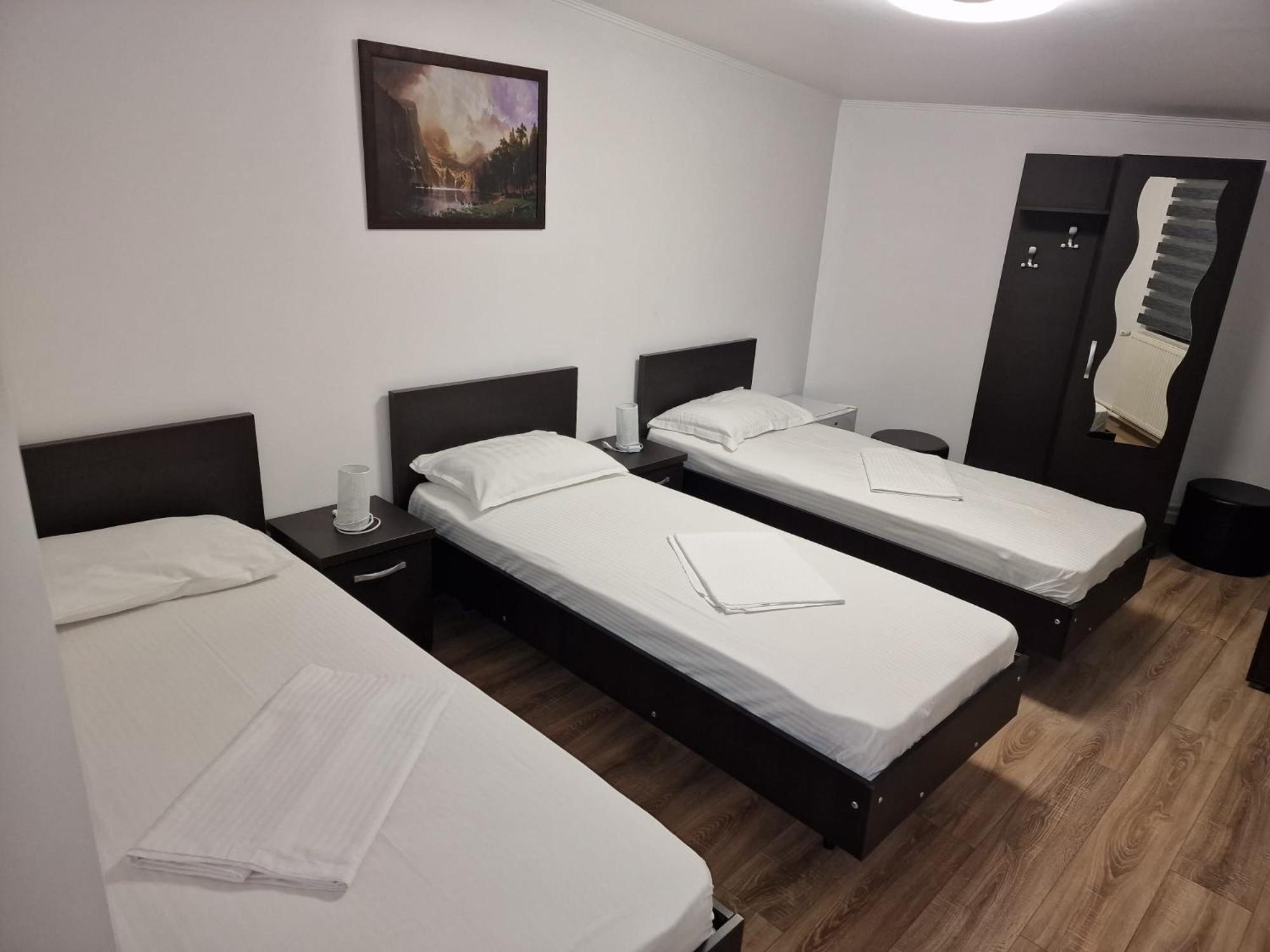 Deluxe Triple Room photo 2