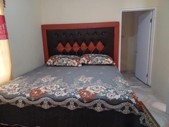 Deluxe King Room photo 2