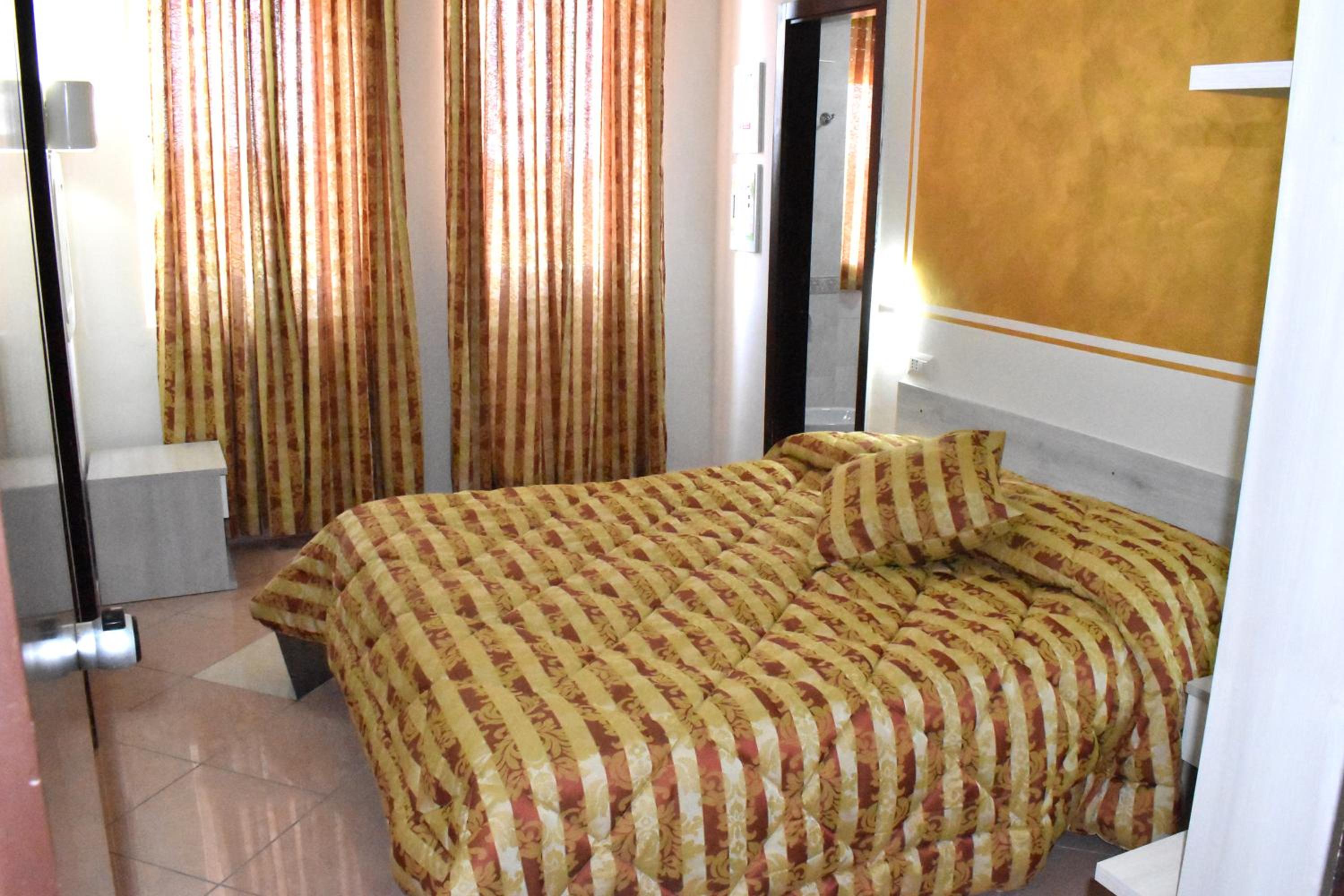 Double Room - Photo 30