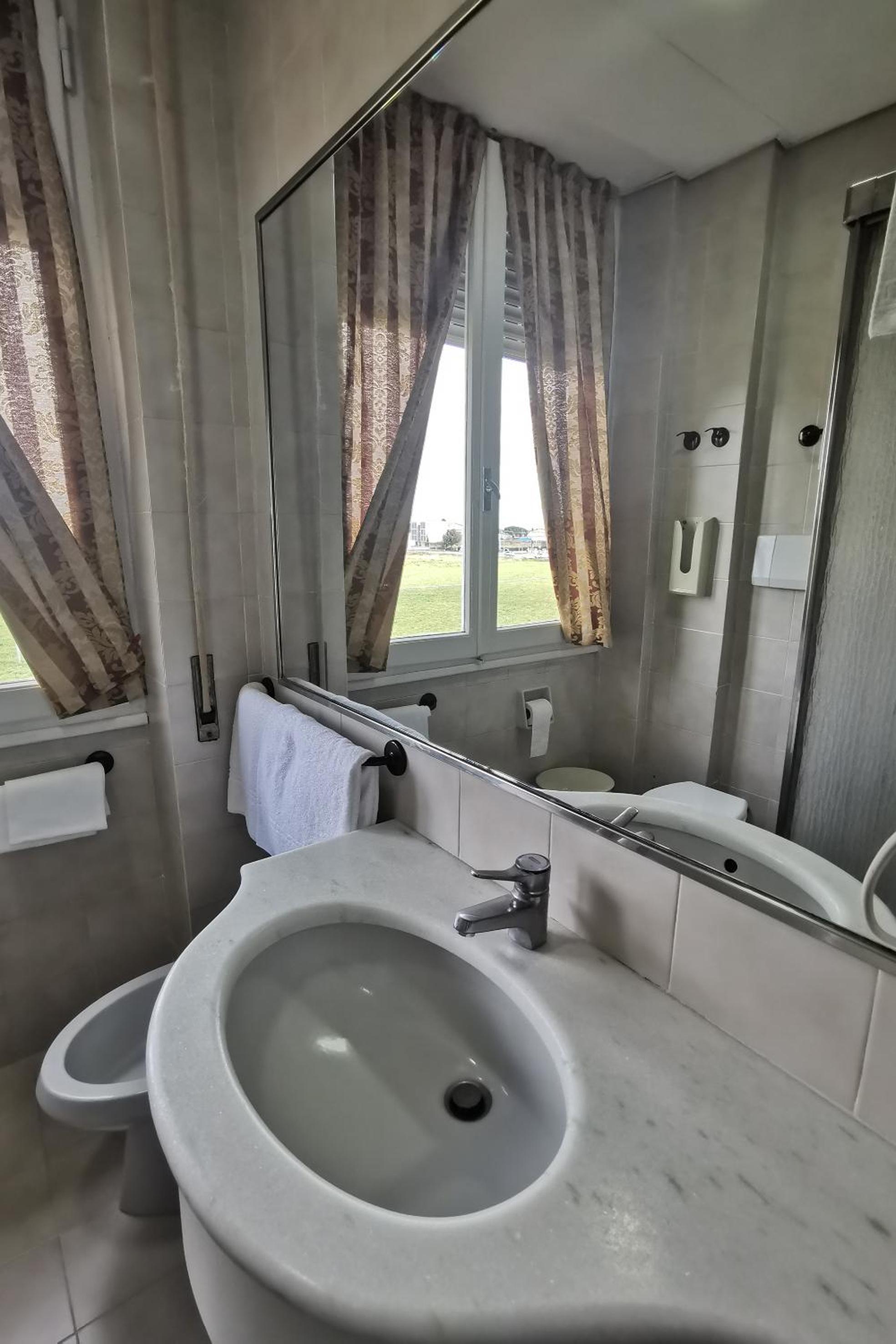 Double Room - Photo 57