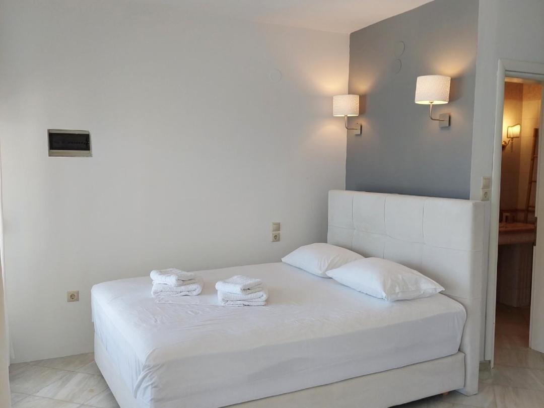 Double Room with Private Bathroom photo 1