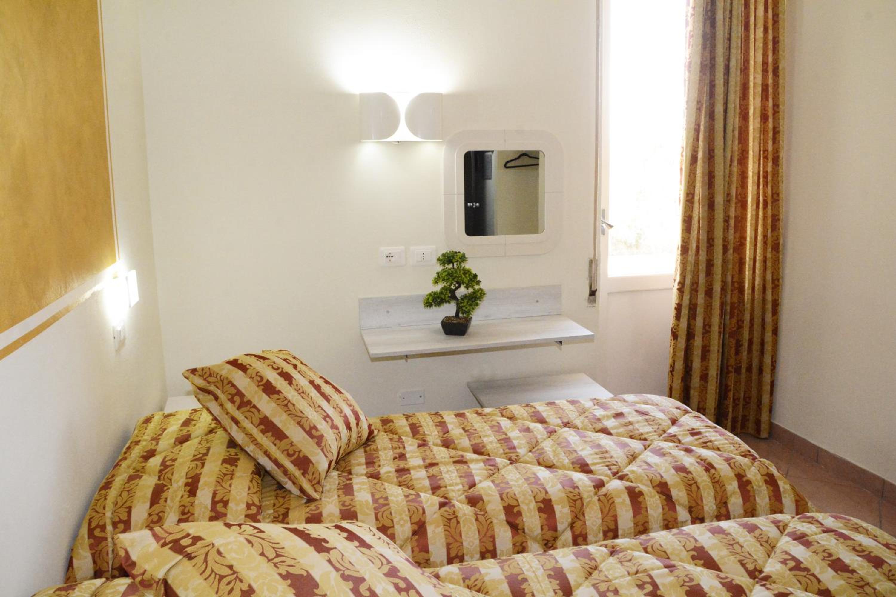 Triple Room - Photo 2