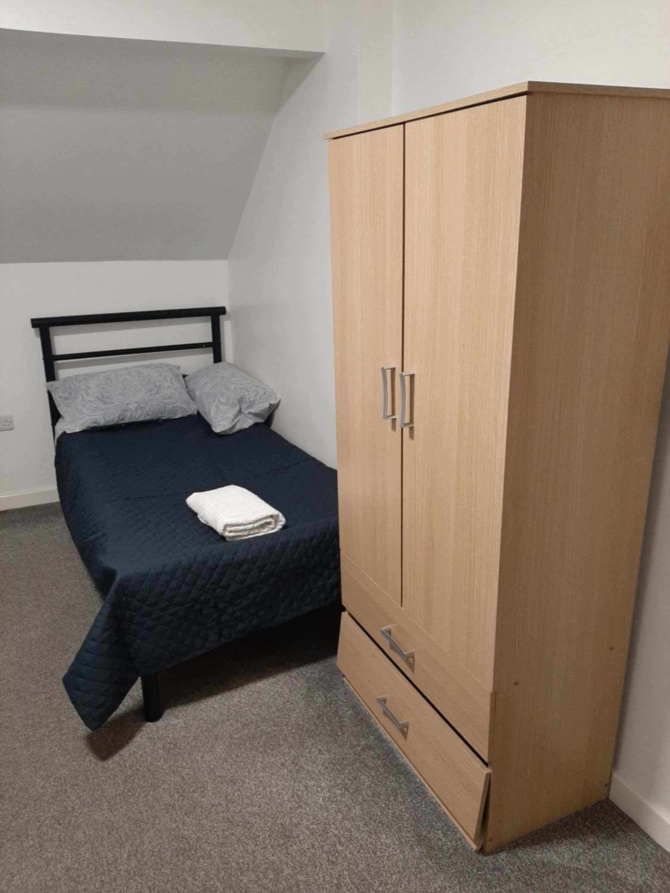Single Room photo 1