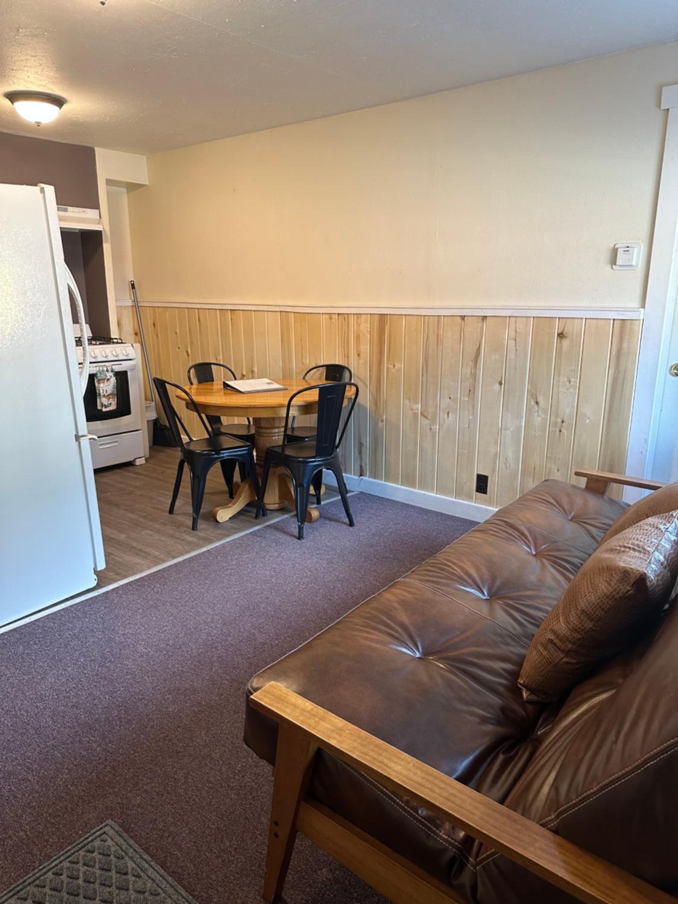 Family Room photo 2