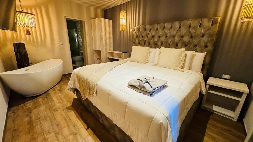 Queen Suite
