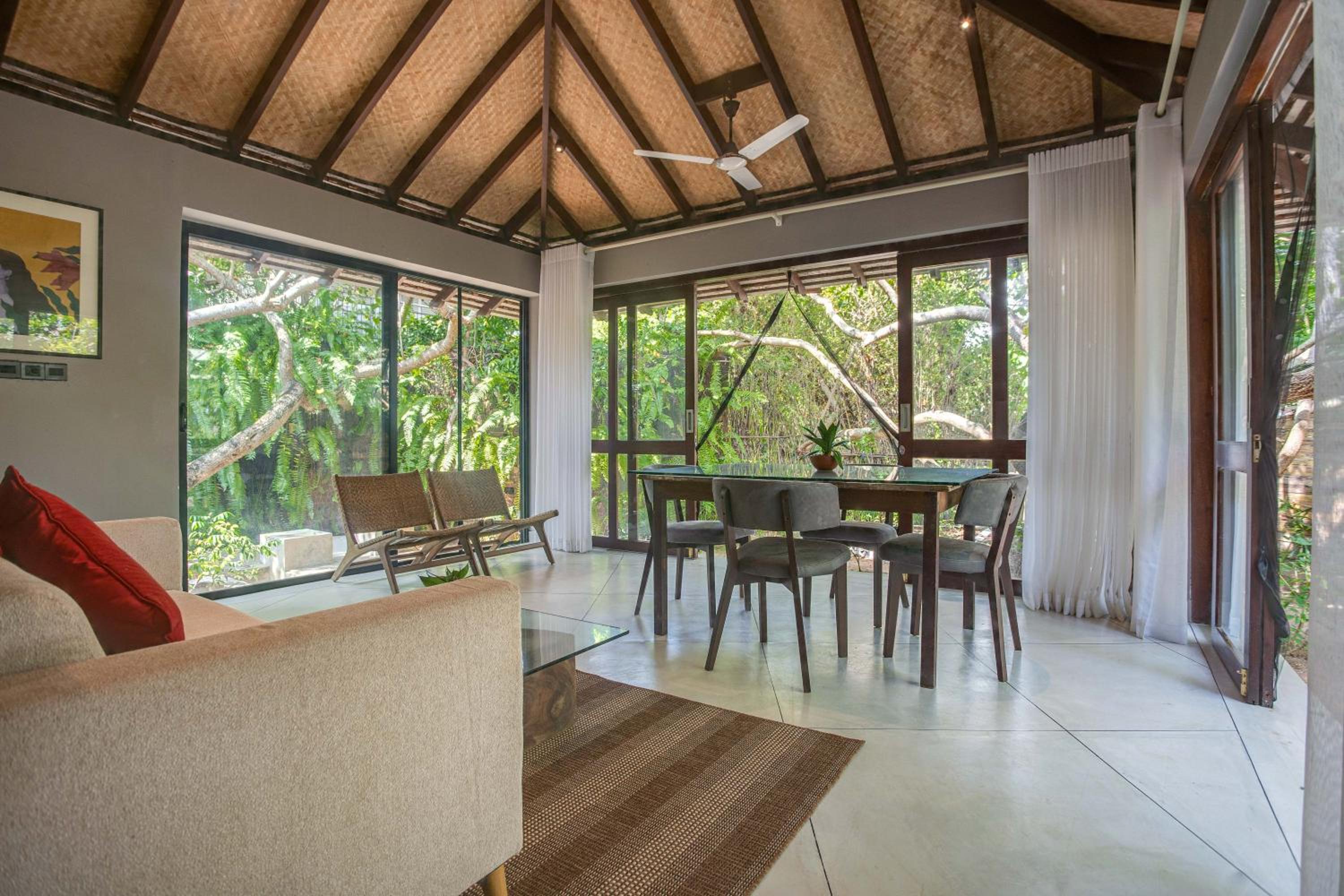  Honeymoon Suite with Plunge pool - Photo 2