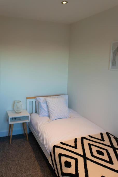 Three-Bedroom House photo 1