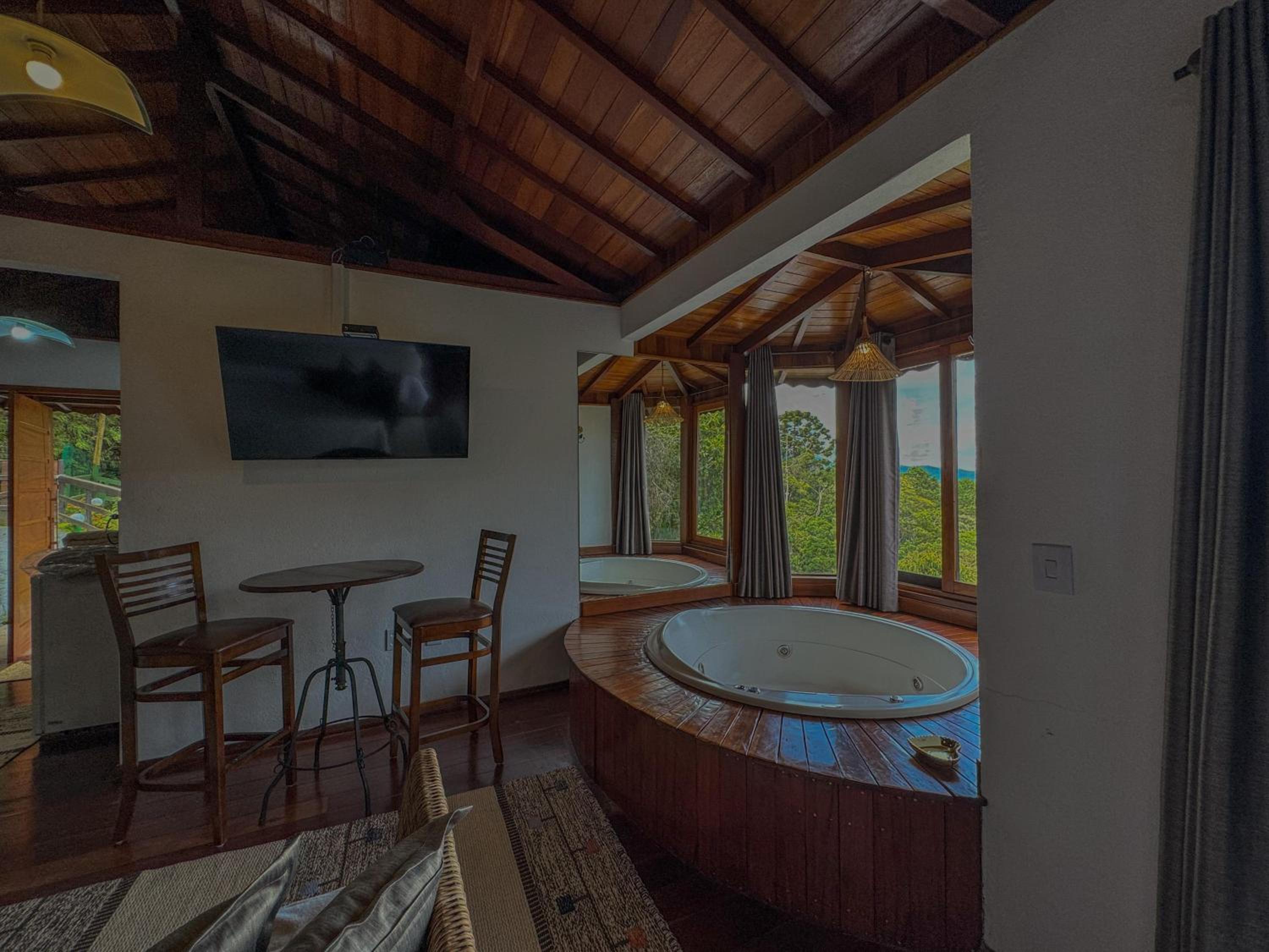 Superior Chalet photo 3