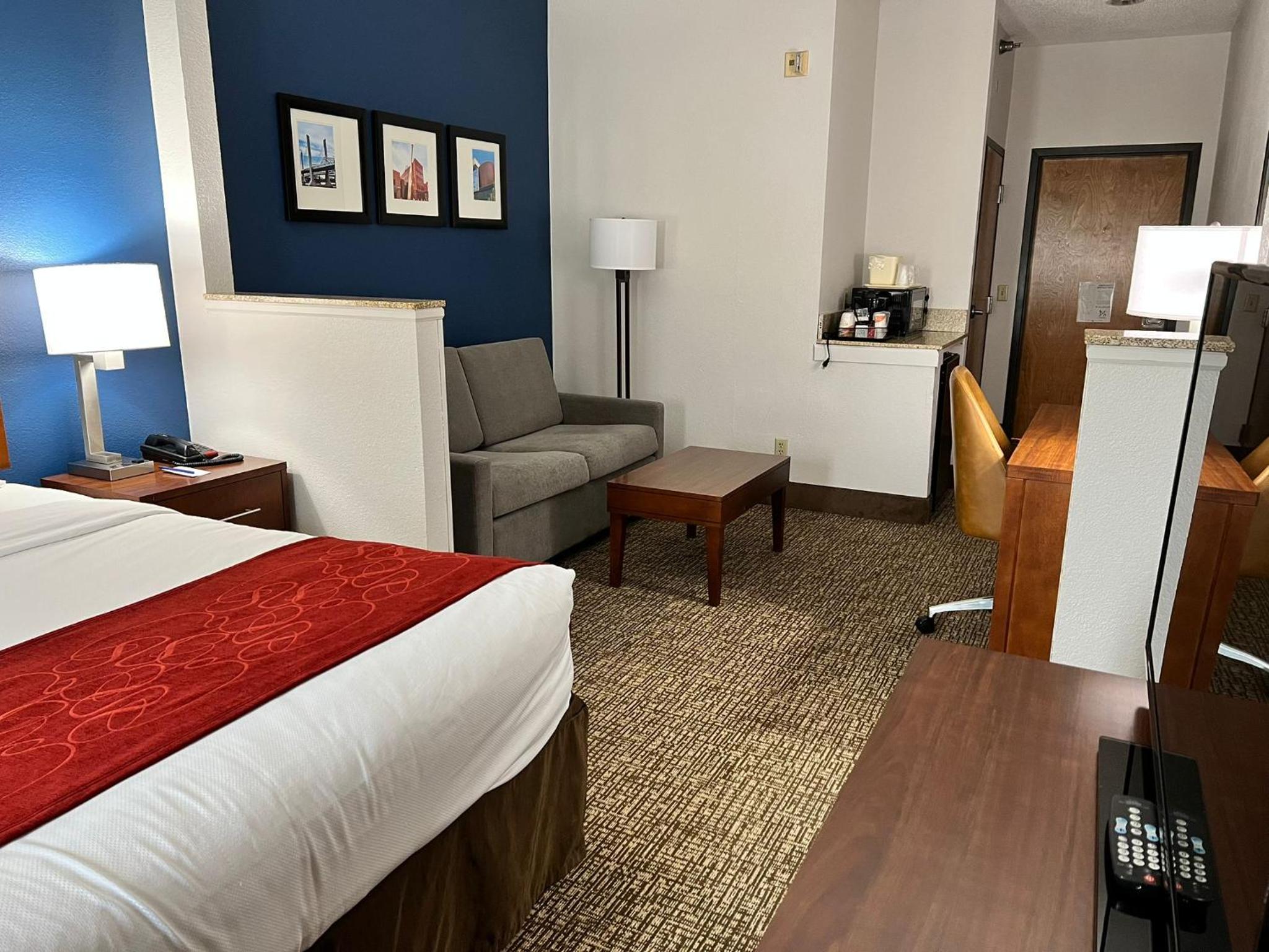 King Suite with Sofa Bed - Photo 29
