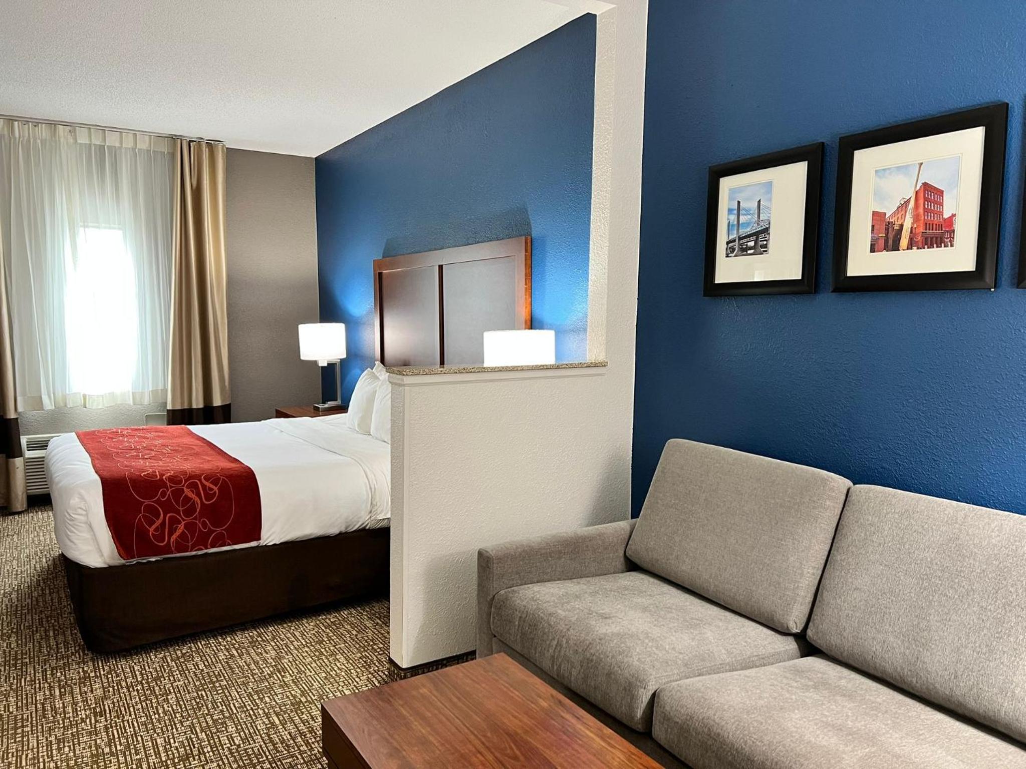 King Suite with Sofa Bed - Photo 33