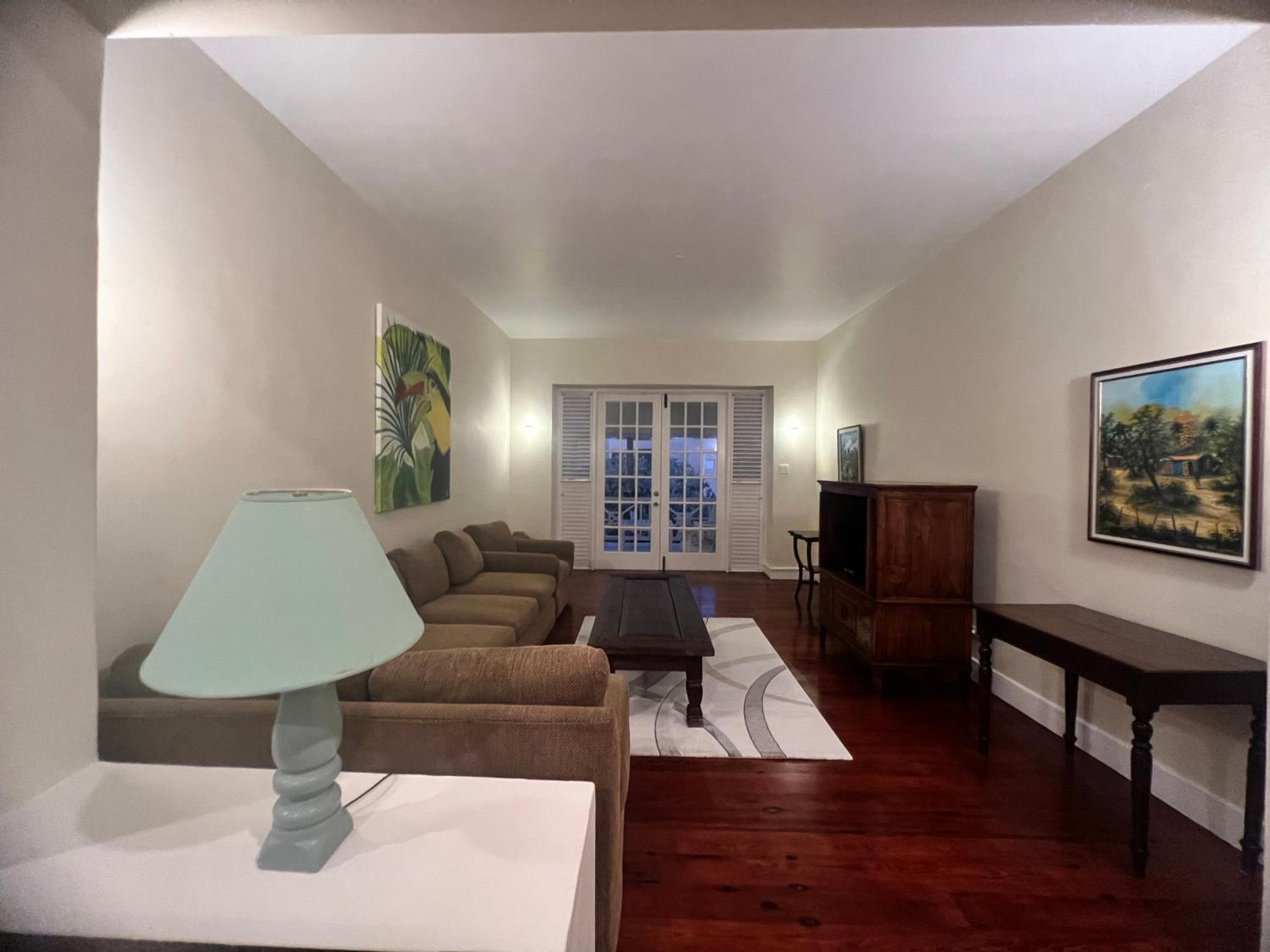 Deluxe Apartment