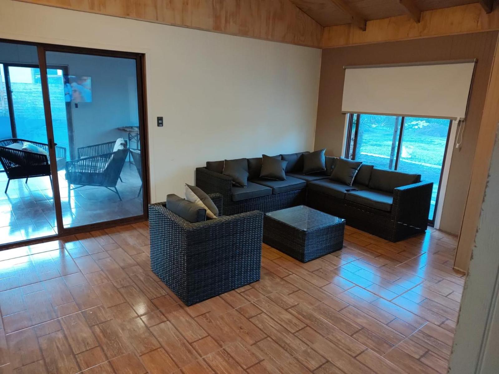 Three-Bedroom House photo 2