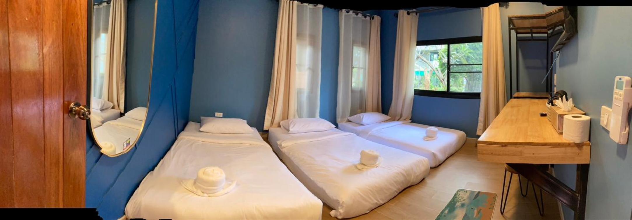 Triple Room with Balcony photo 1