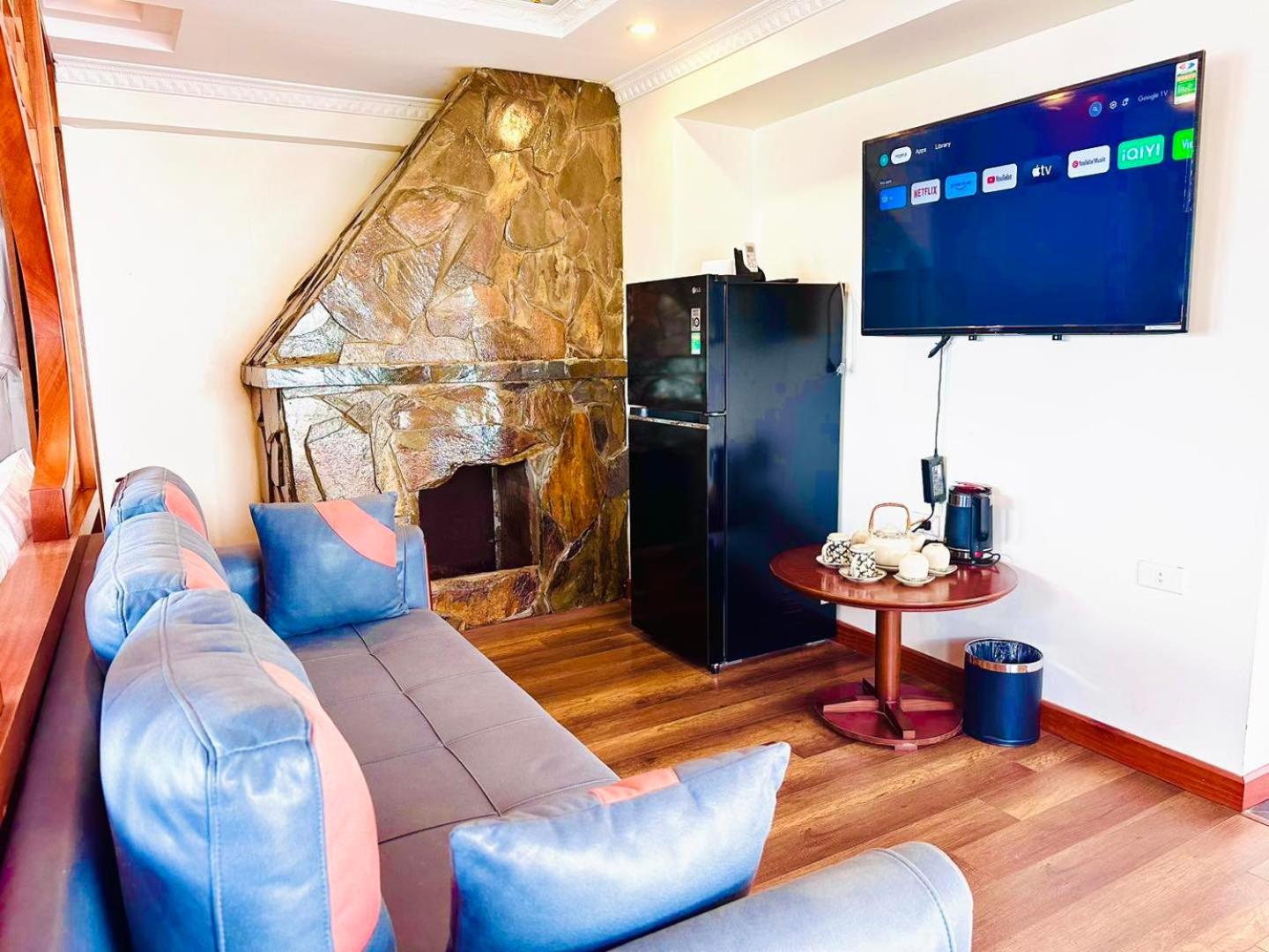 One-Bedroom Apartment - Photo 20